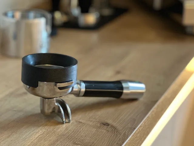 Espresso Portafilter Dosing Funnel (Standard E61 brewgroup) "Eureka Mignon Grinder Ready"