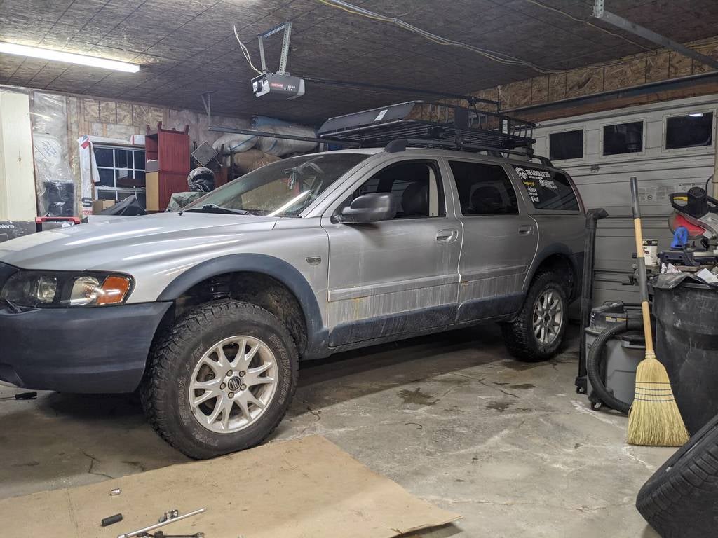 Volvo XC70 Lift Kit and Subframe Spacers (P2 Chassis) by PatrickWL