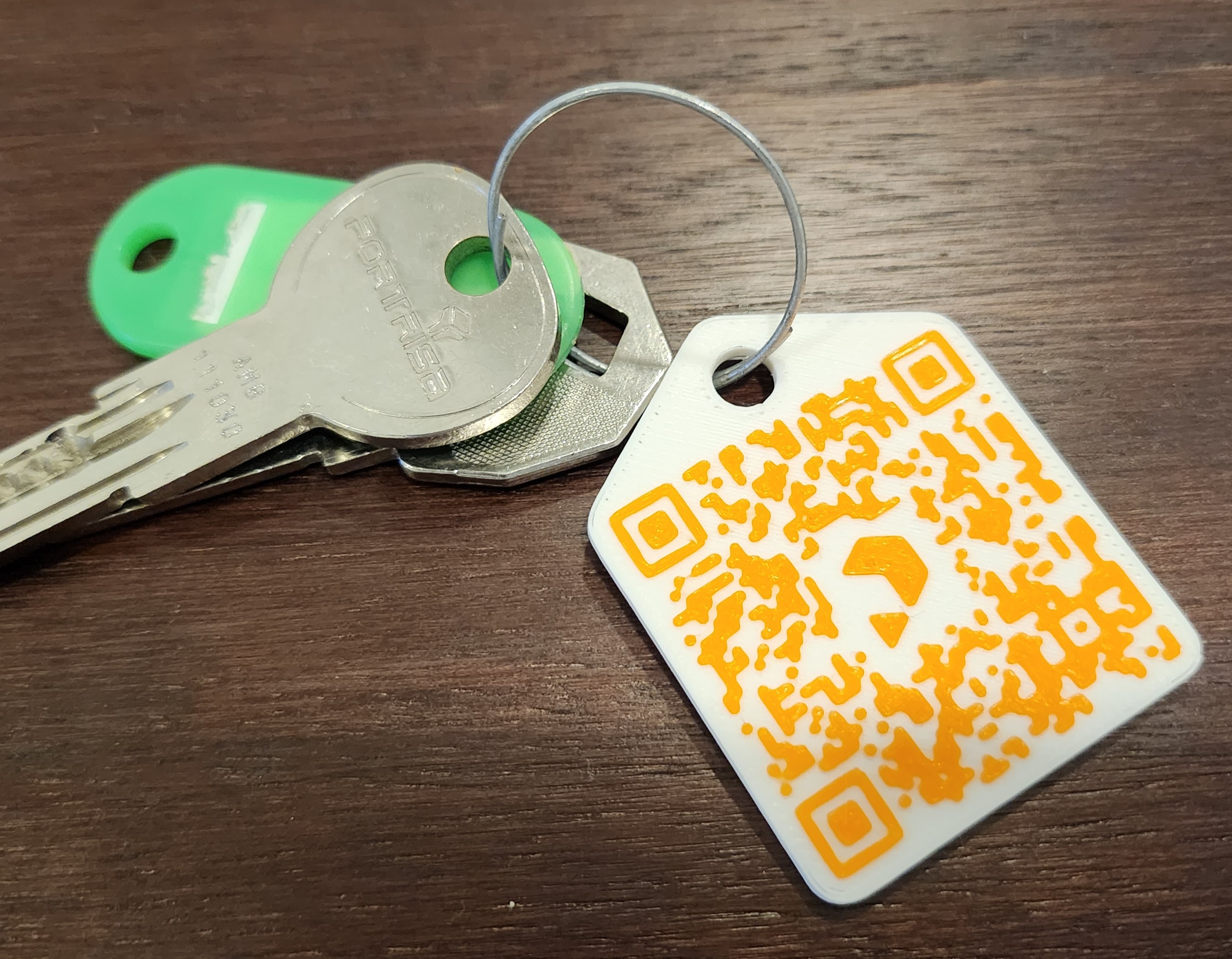 Printables QR key fob for cool makers, OpenSCAD