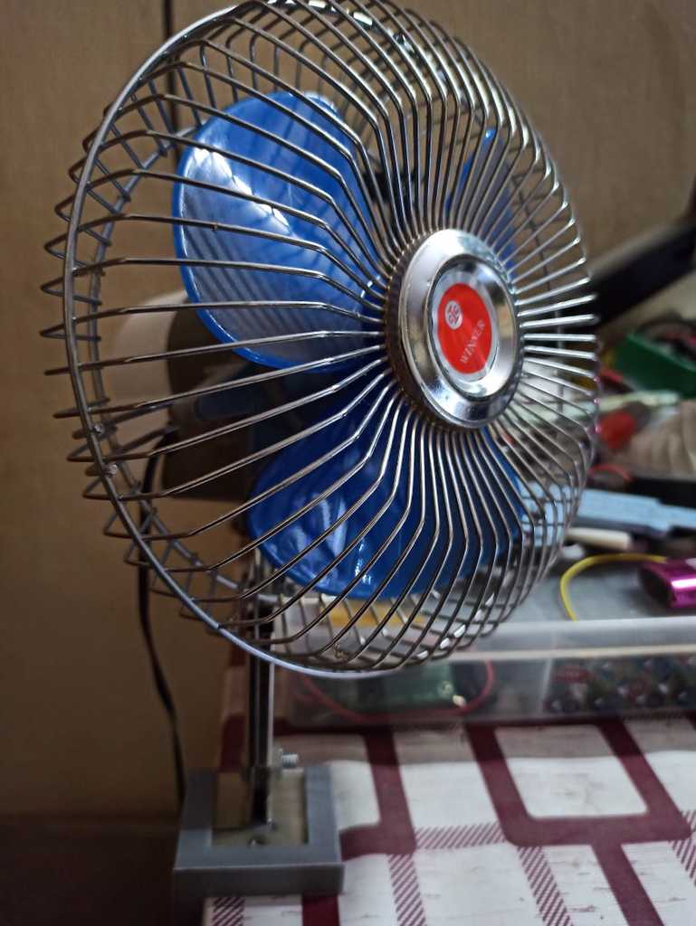 12v dc fan table mount