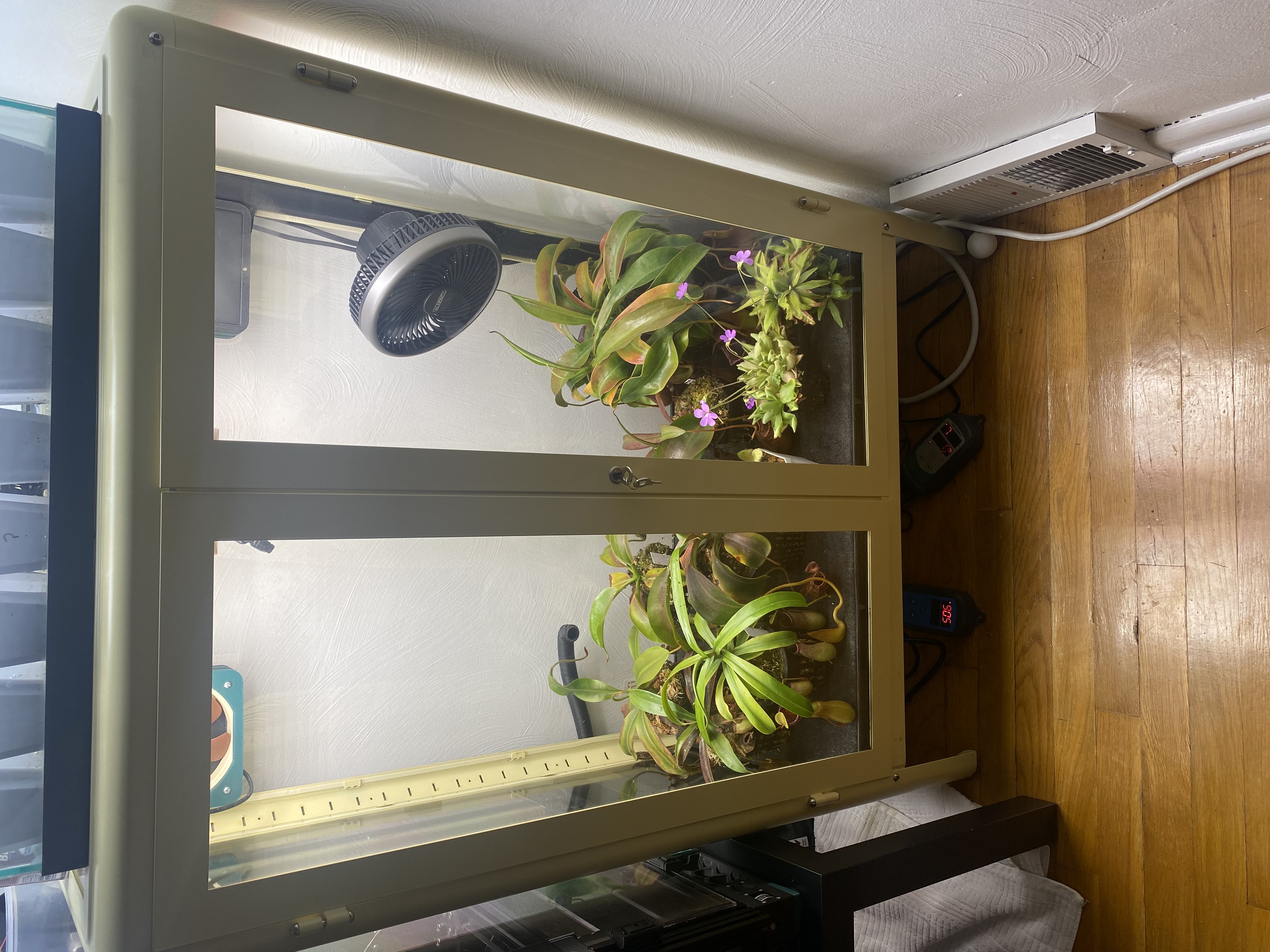 Ikea Fabrikor Greenhouse AC Infinity Fan Mount/Cable Conduit
