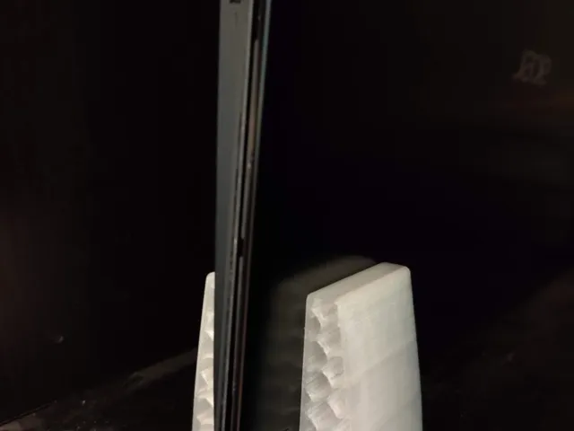 Vertical laptop stand