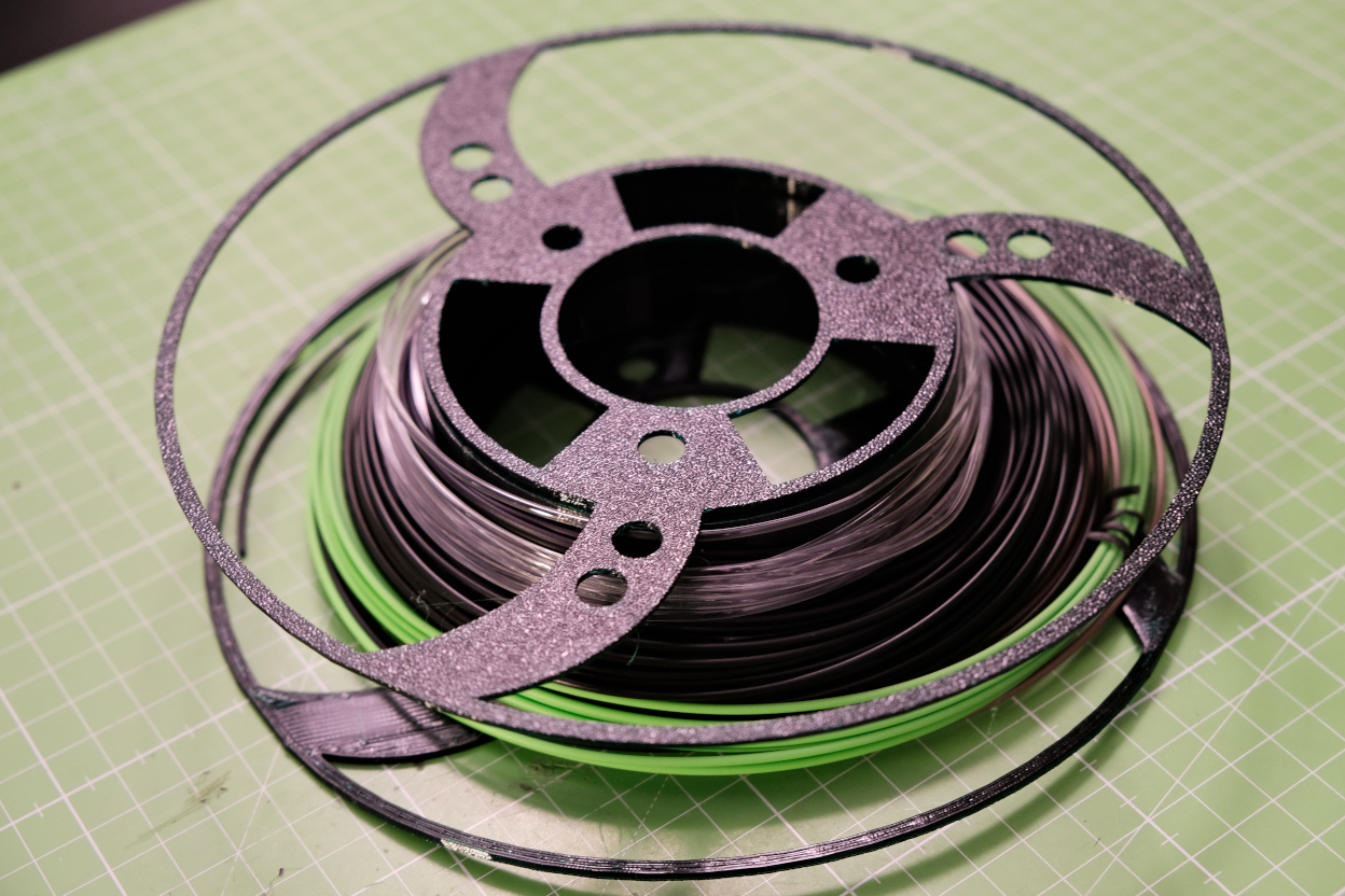 Adjustable filament spool holder by diyit | Download free STL model ...
