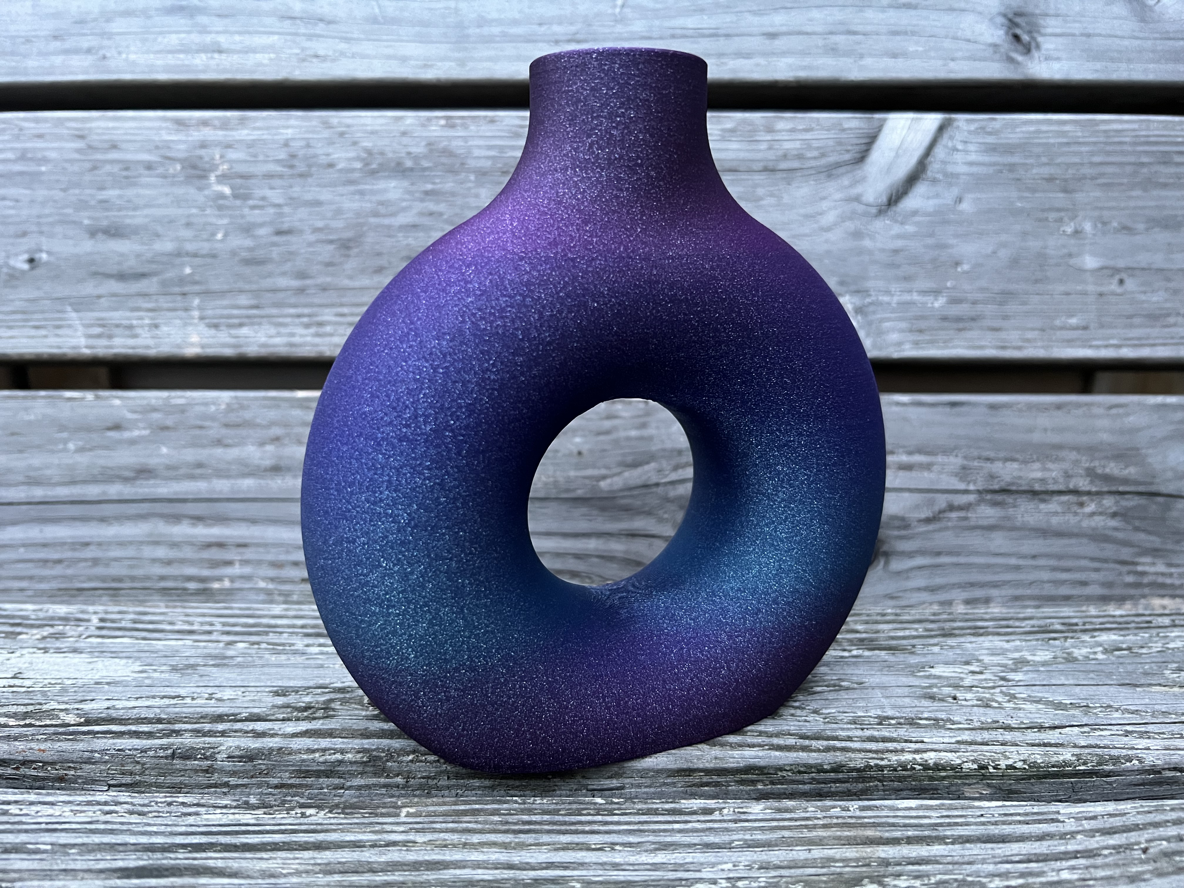 Donut vase