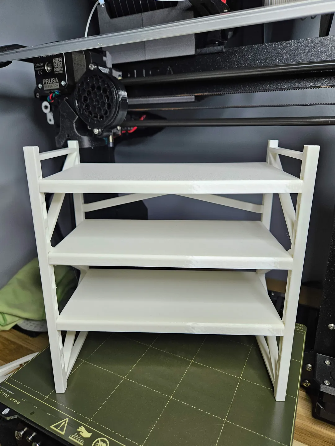 Clipon solid shelves for Mini Warehouse par BenjDavidson90