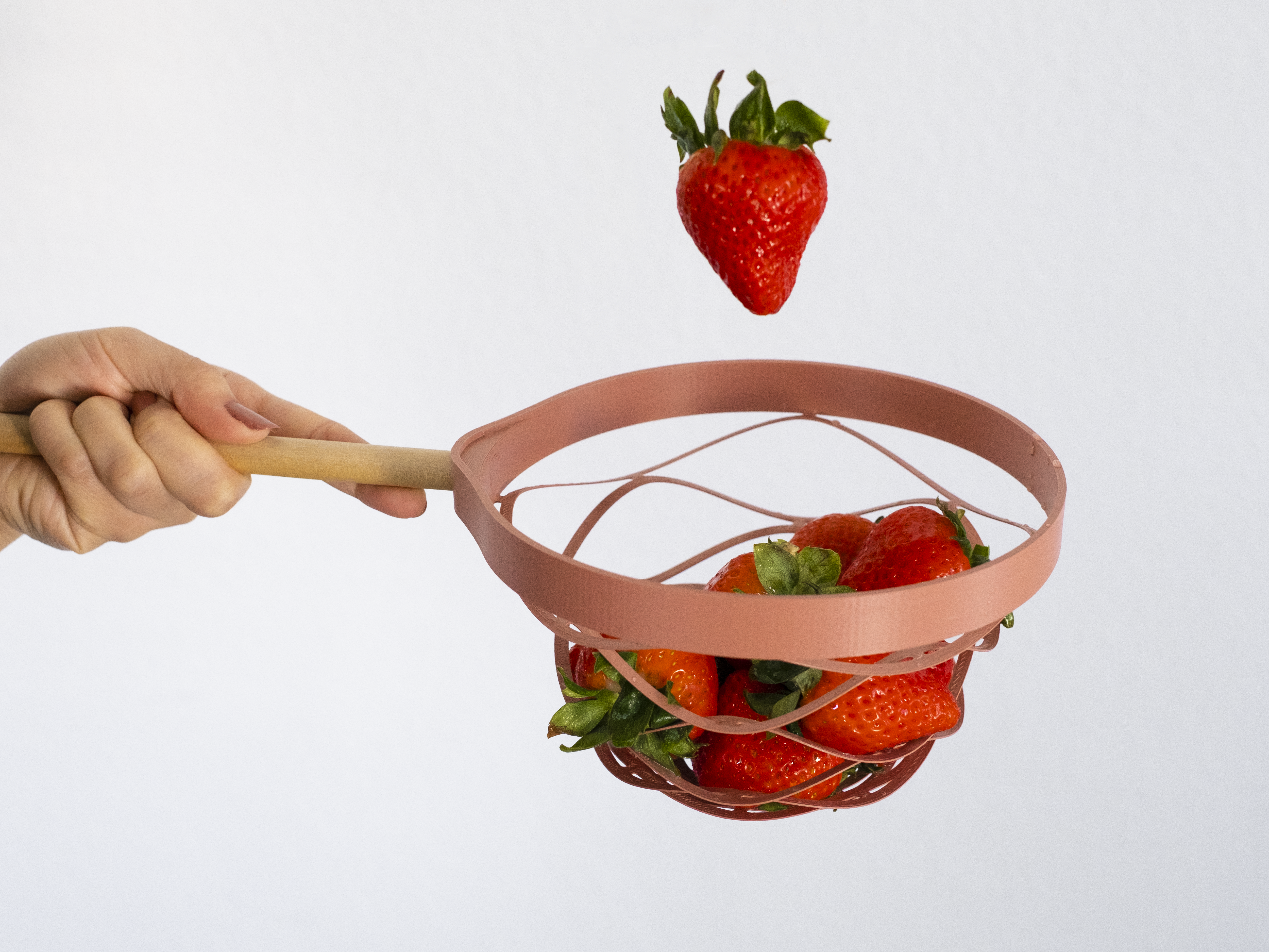 Collapsable Colander — thumbnail 2