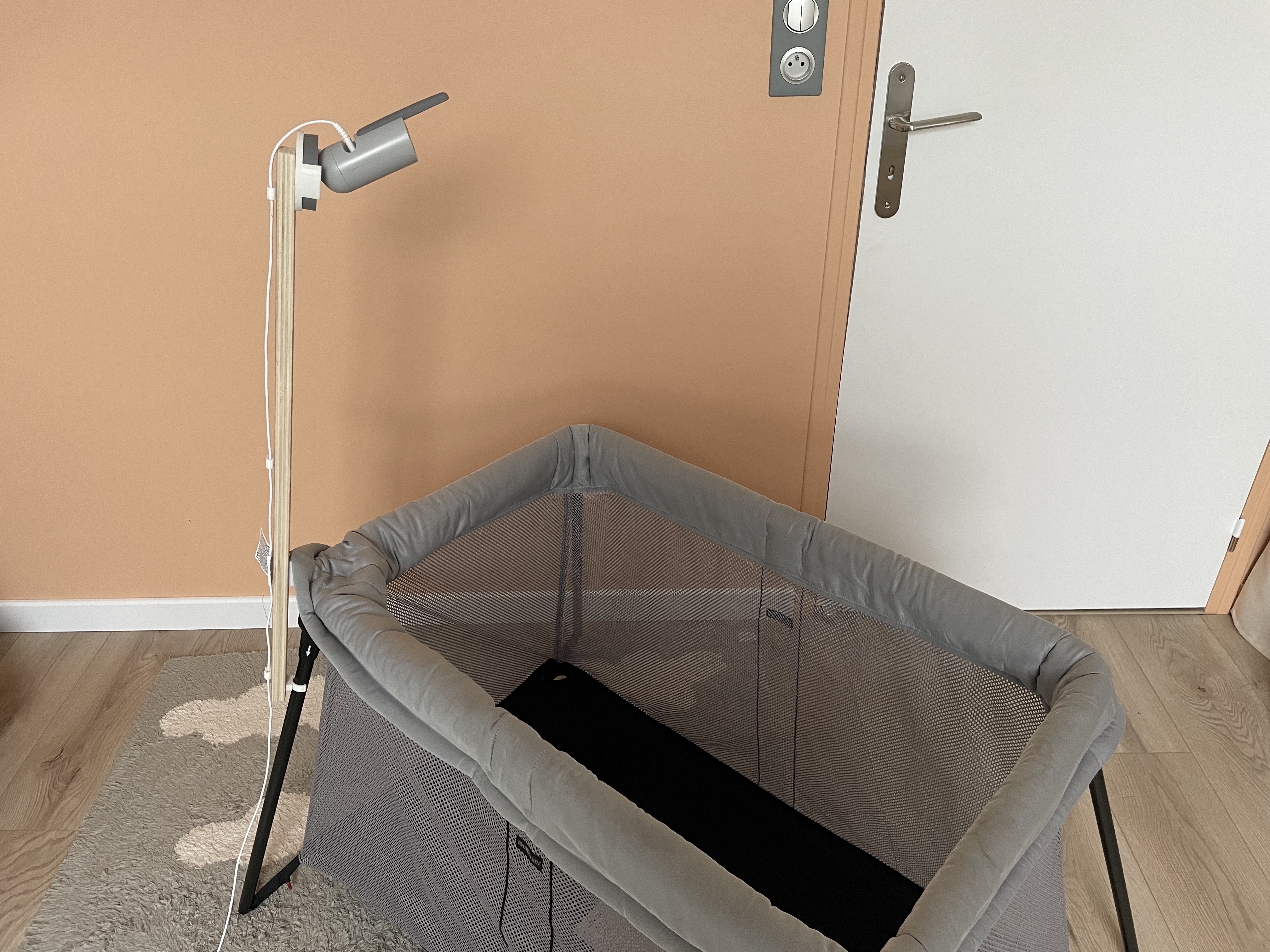 Philips Avent SCD923/26 mount for BabyBjörn Travel Crib Light