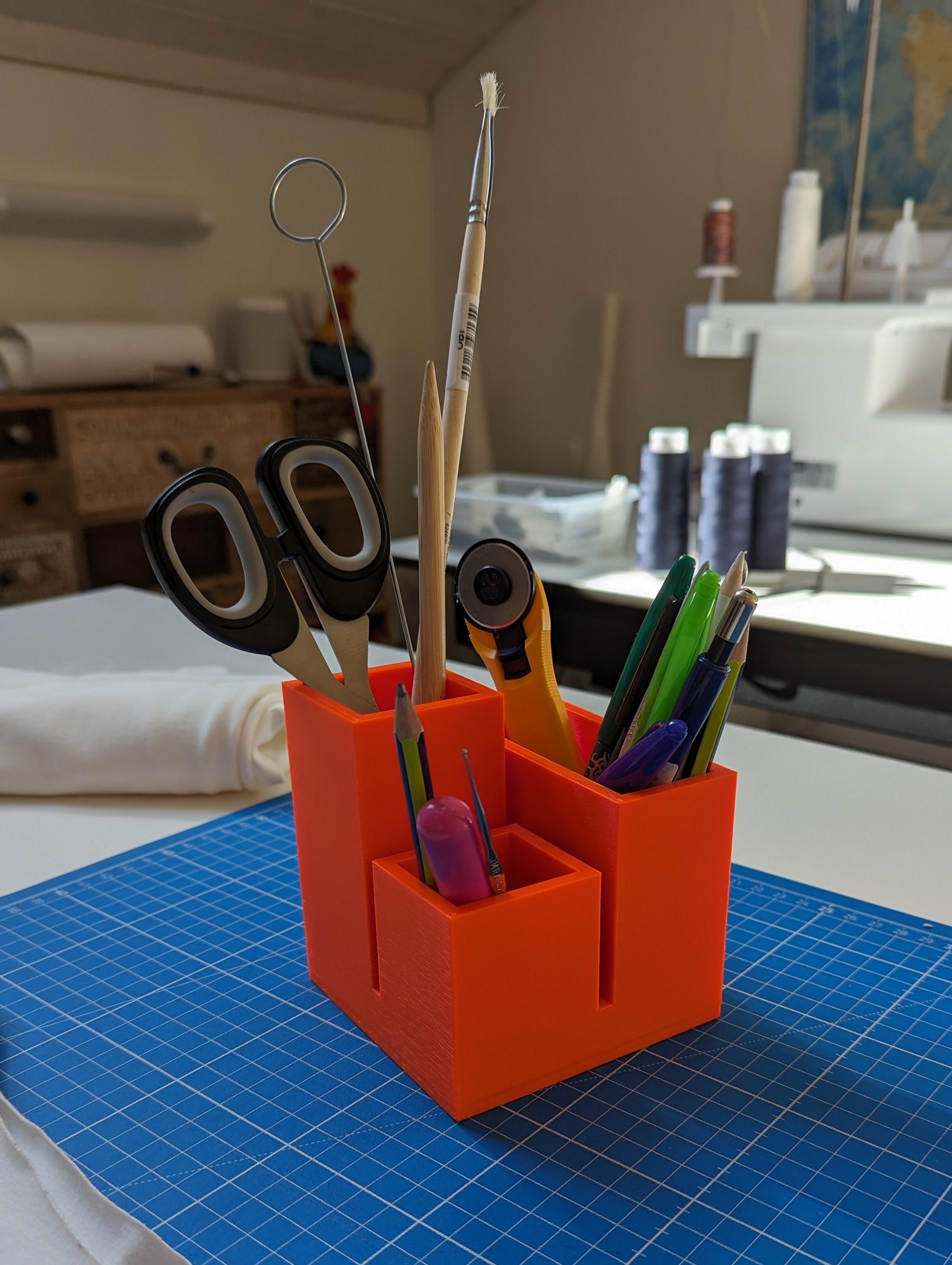 Brick Pen Holder 100 x 100 x 105/85/65