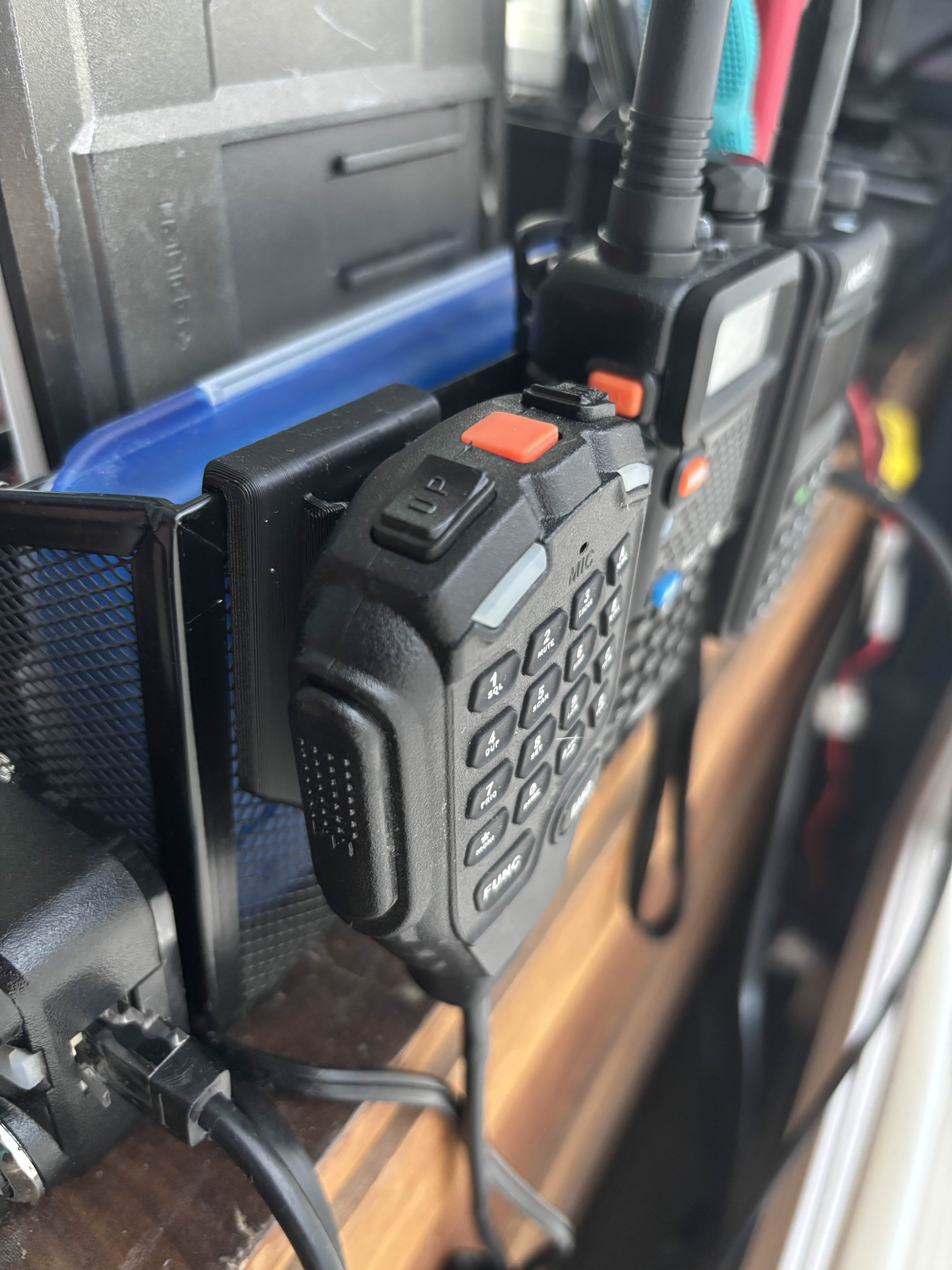 Hand Mic Clip (HM-68)