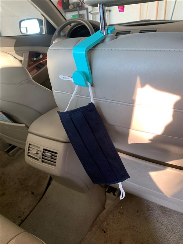 Miniatura 2 do modelo 3D Simple Car Headrest Hook