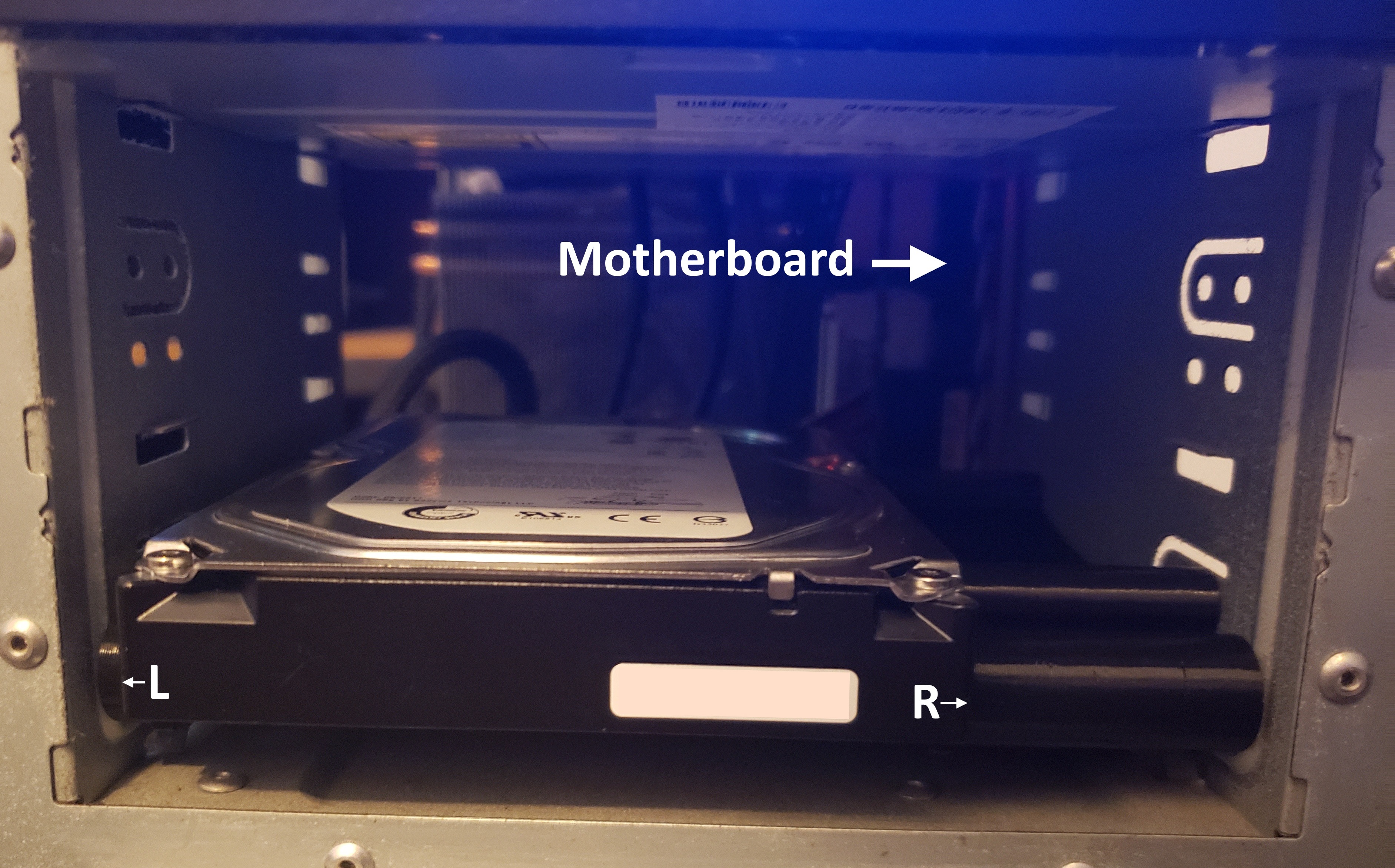 3.5" to 5.25" Offset Hard Drive Bay Adapter (HDD)