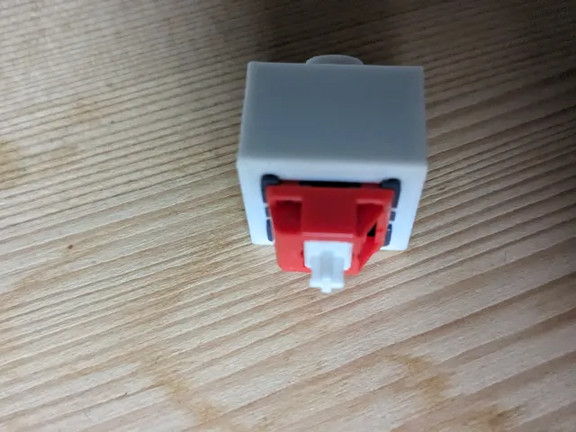 Qube 500 Cherry MX switch holder