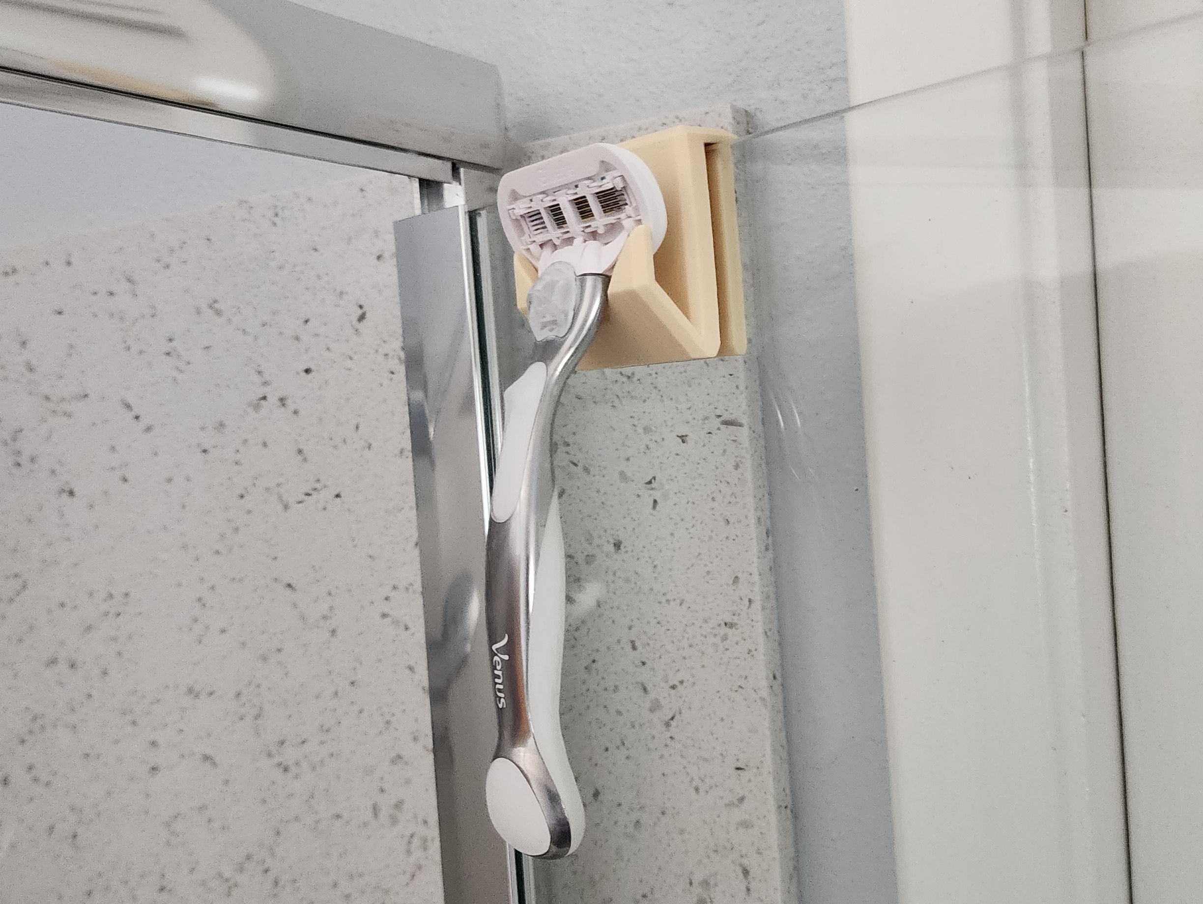 Shower Door Razor Holder - No Supports by Triple G Workshop