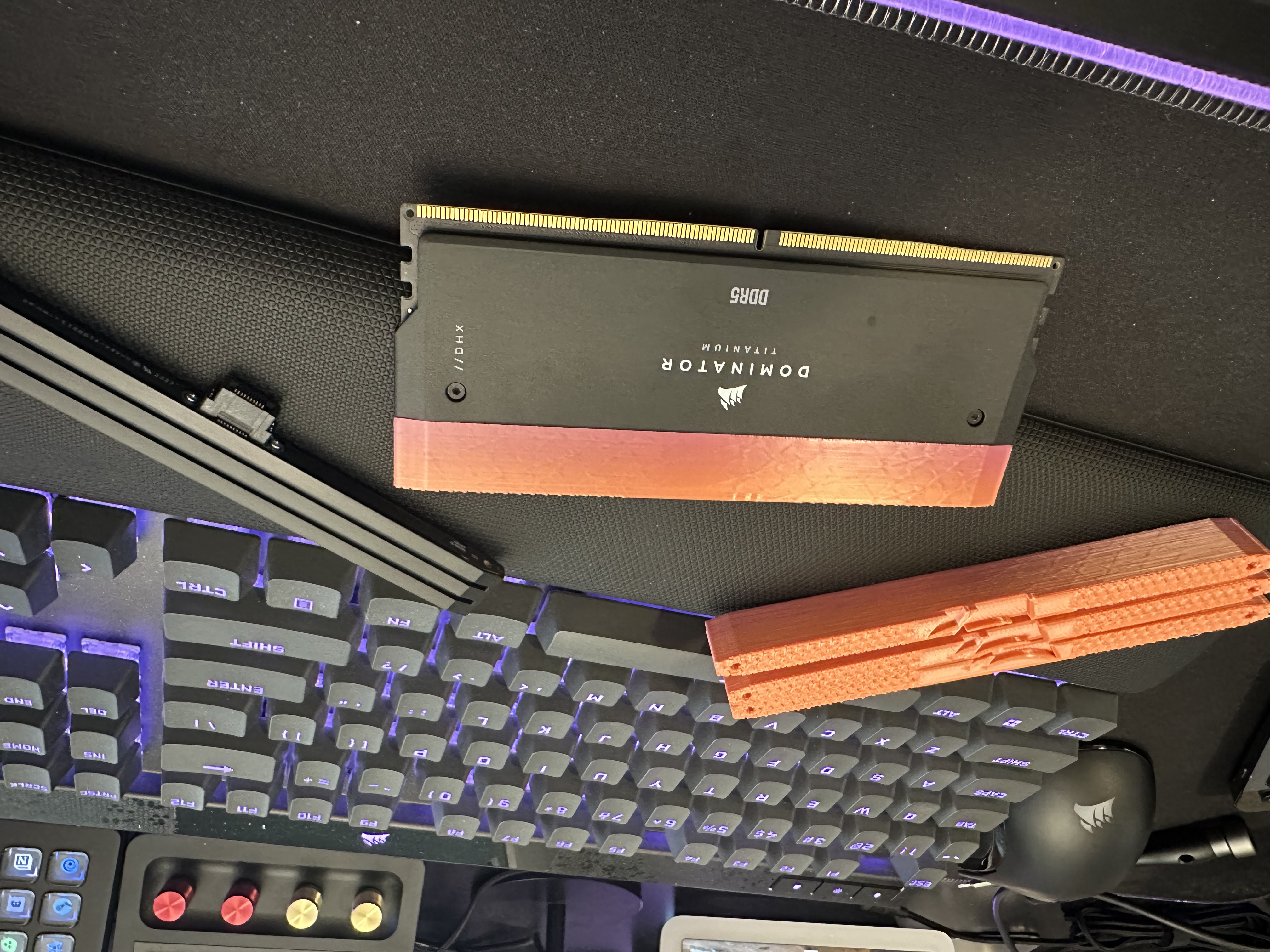 Corsair Dominator Titanium Tops