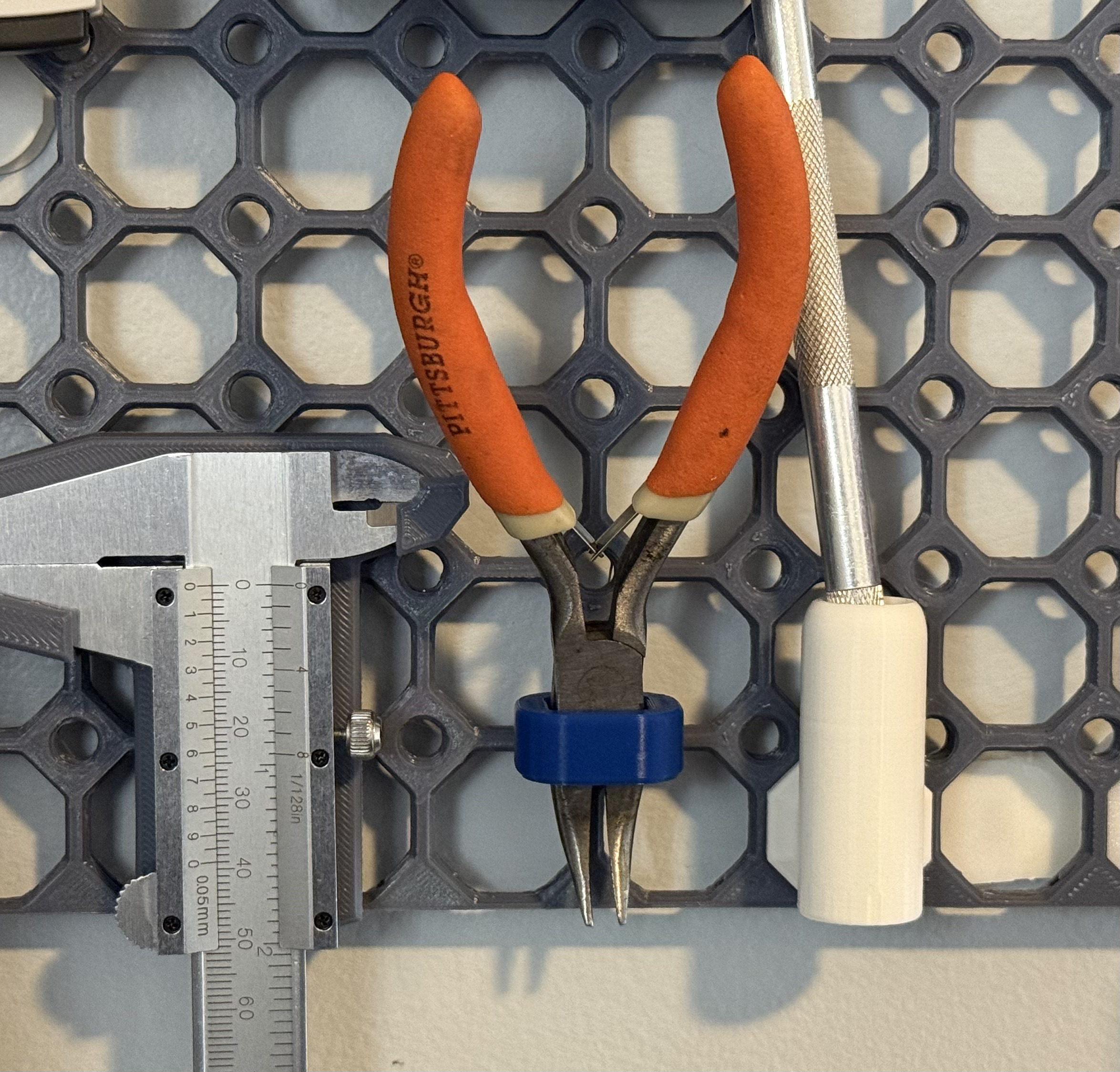 Multiboard Mount for Pliers