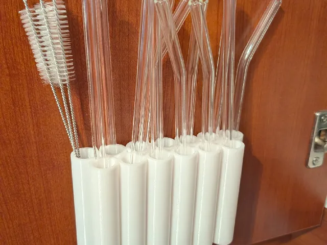 Glass straw holder