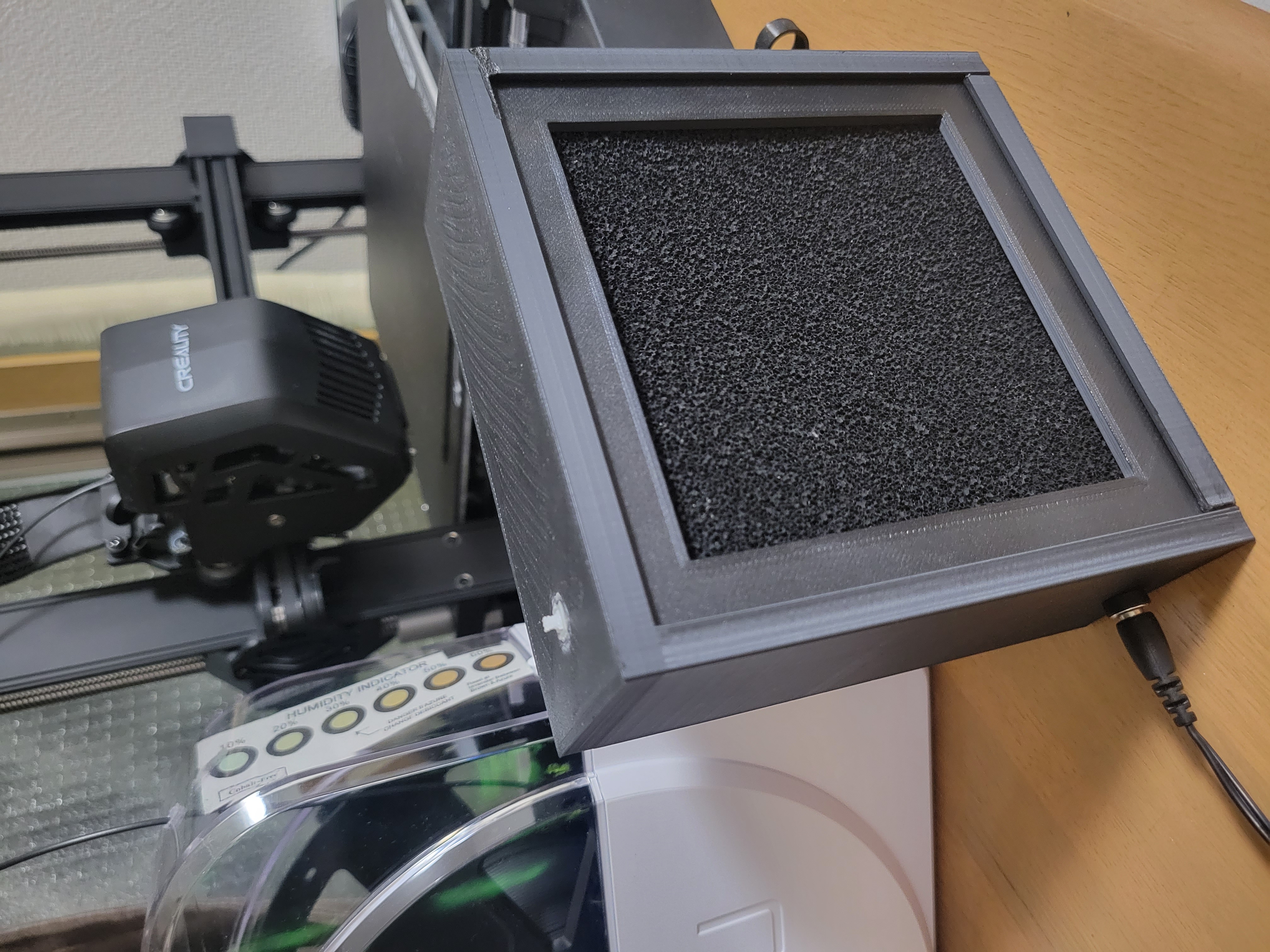 Minimalist Solder Fume Extractor with insert for smaller filters 3D model thumbnail