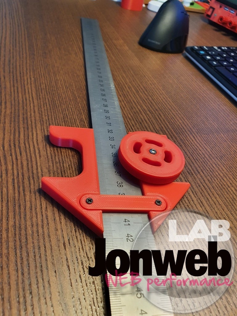 Miniatura 2 do modelo 3D Ruler T-Caliper