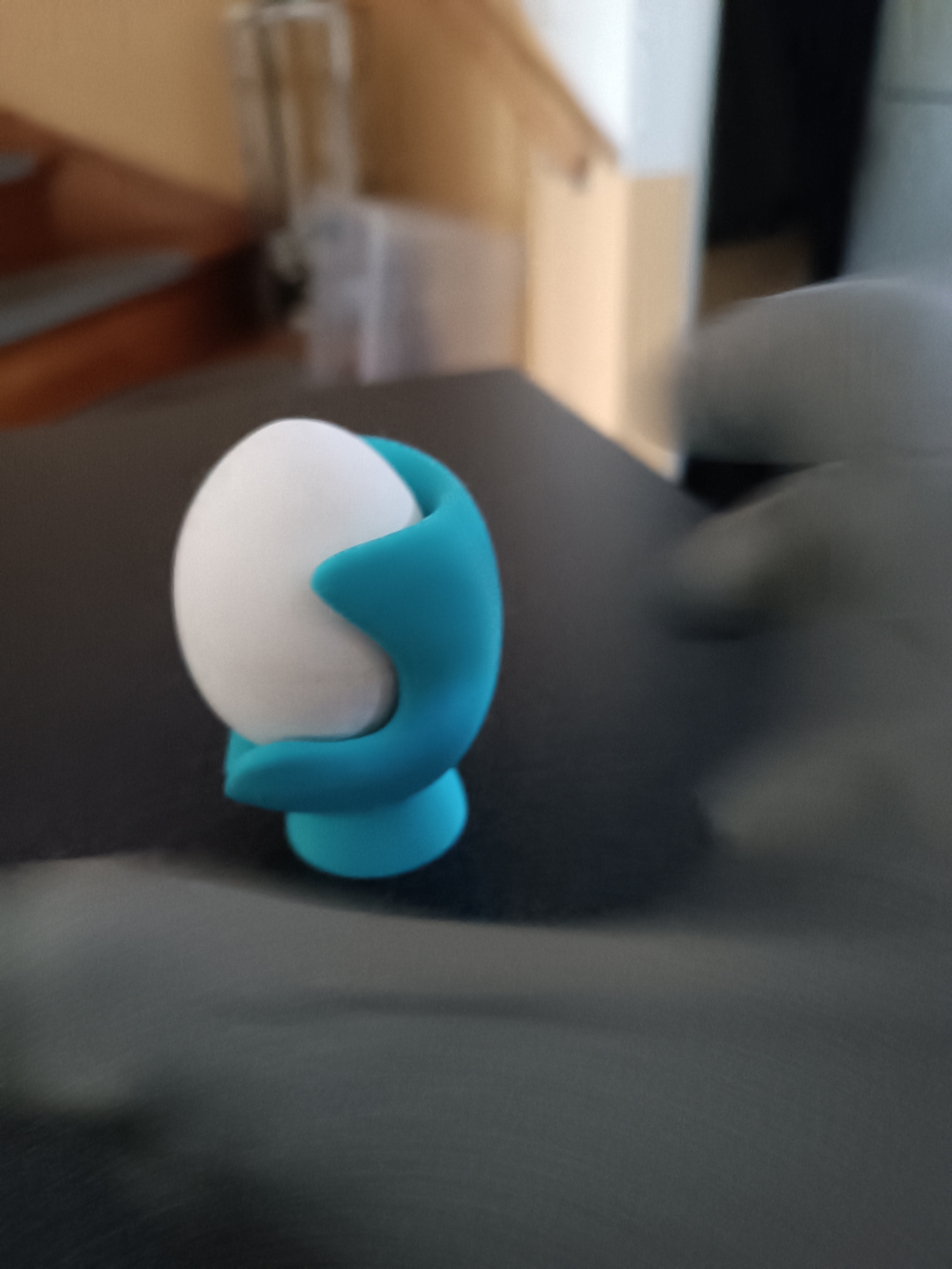 Miniatura 3 do modelo 3D Egg Chair Eierbecher