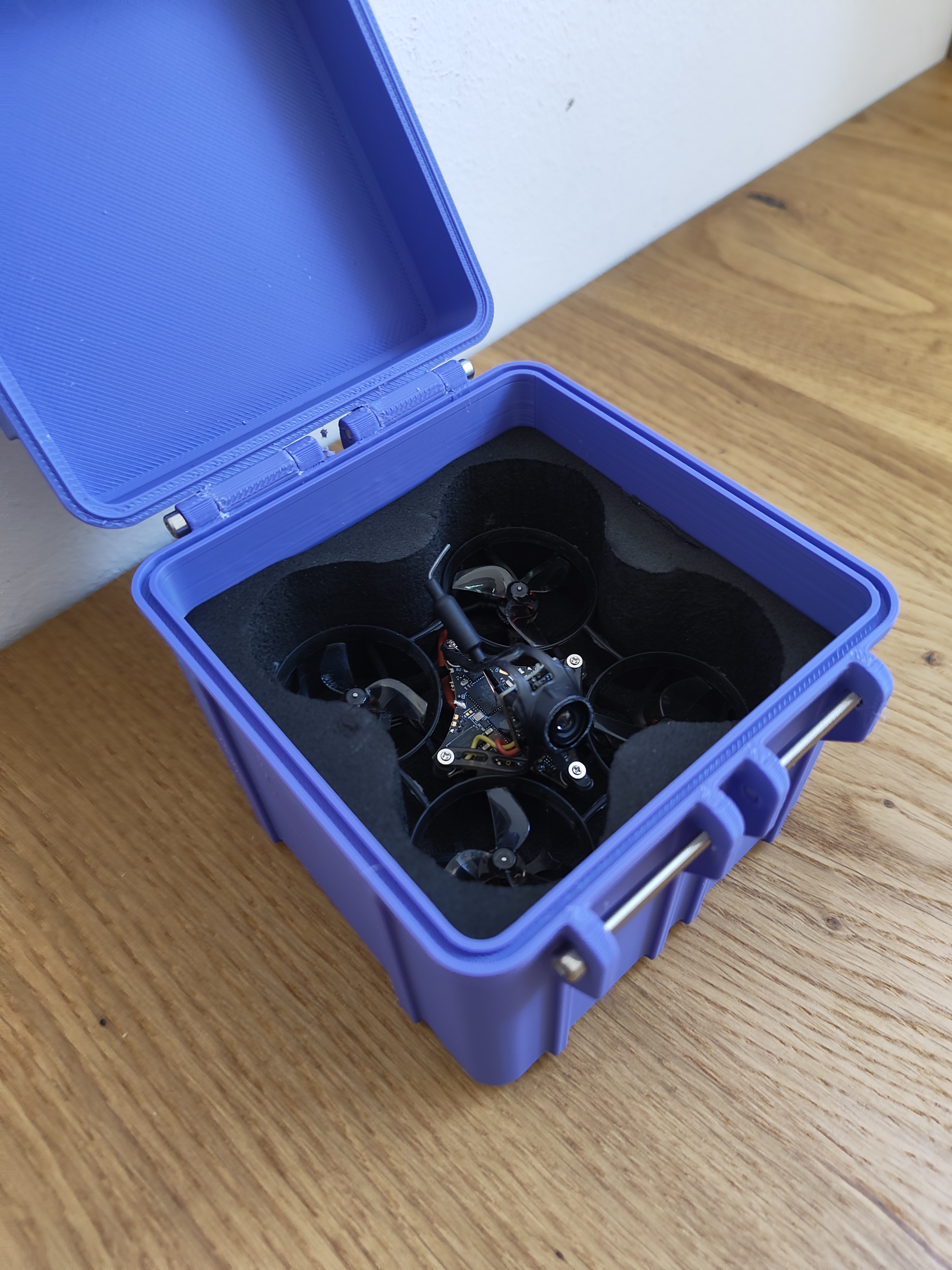 Miniatura 4 do modelo 3D Mobula 6 Case