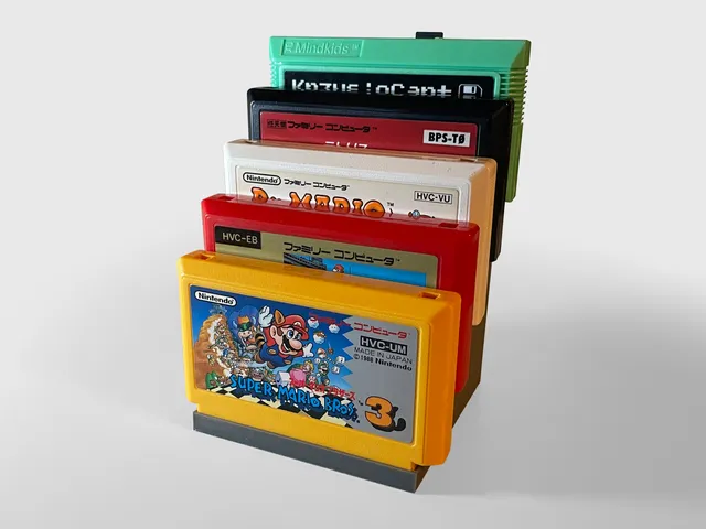 Famicom - 5 Cartridge Holder