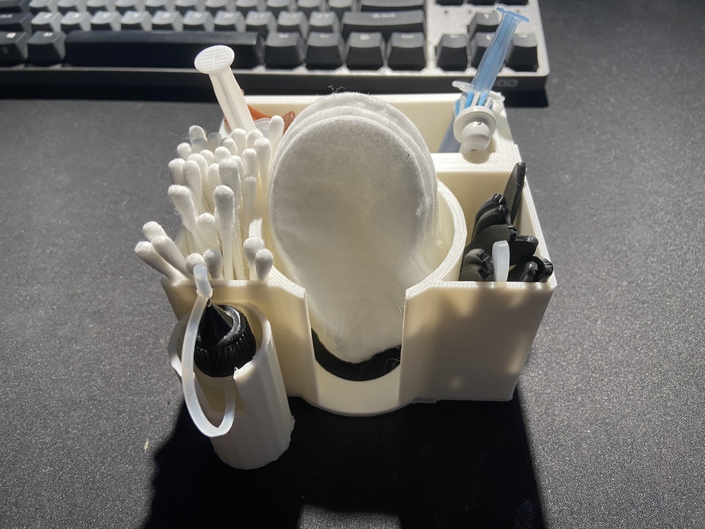Thermal Paste Station - Cotton Pads &amp; Sticks, Isopropanol Alcohol, Spatulas, Thermal Paste Tubes, Brush, etc.