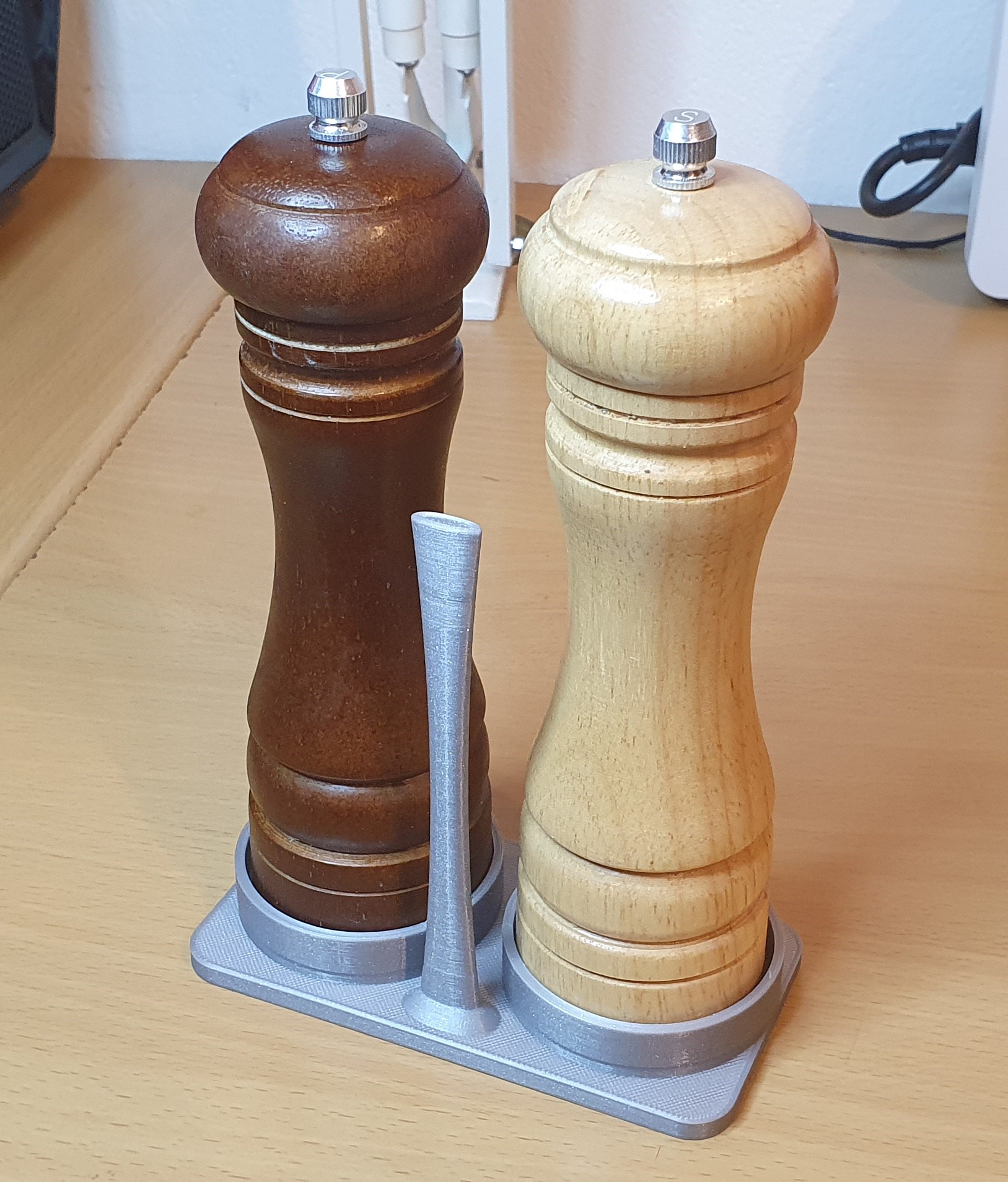Salt and Pepper Mill Stand
