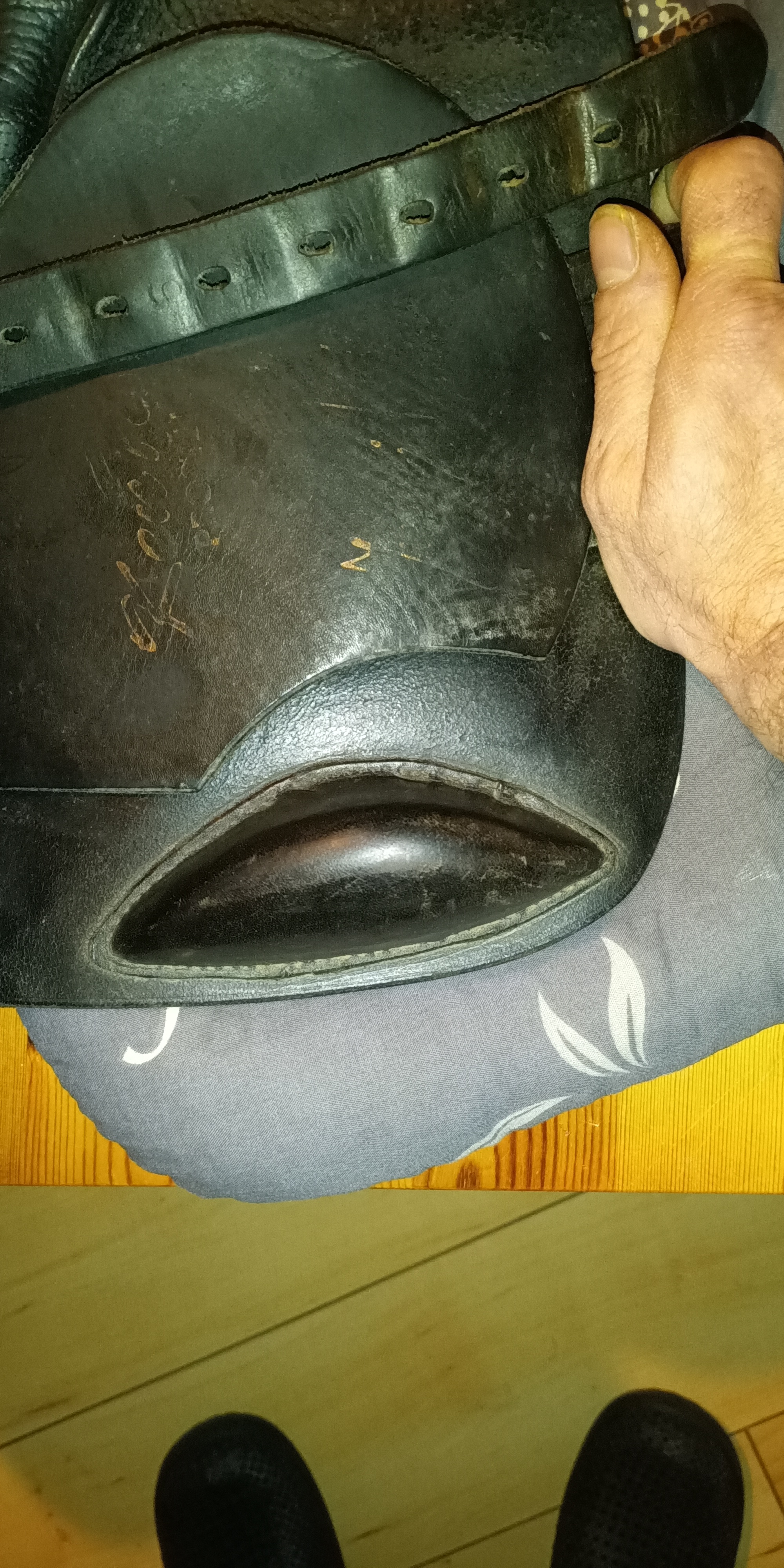 Opěrka nohou na sedlo - Saddle footrest