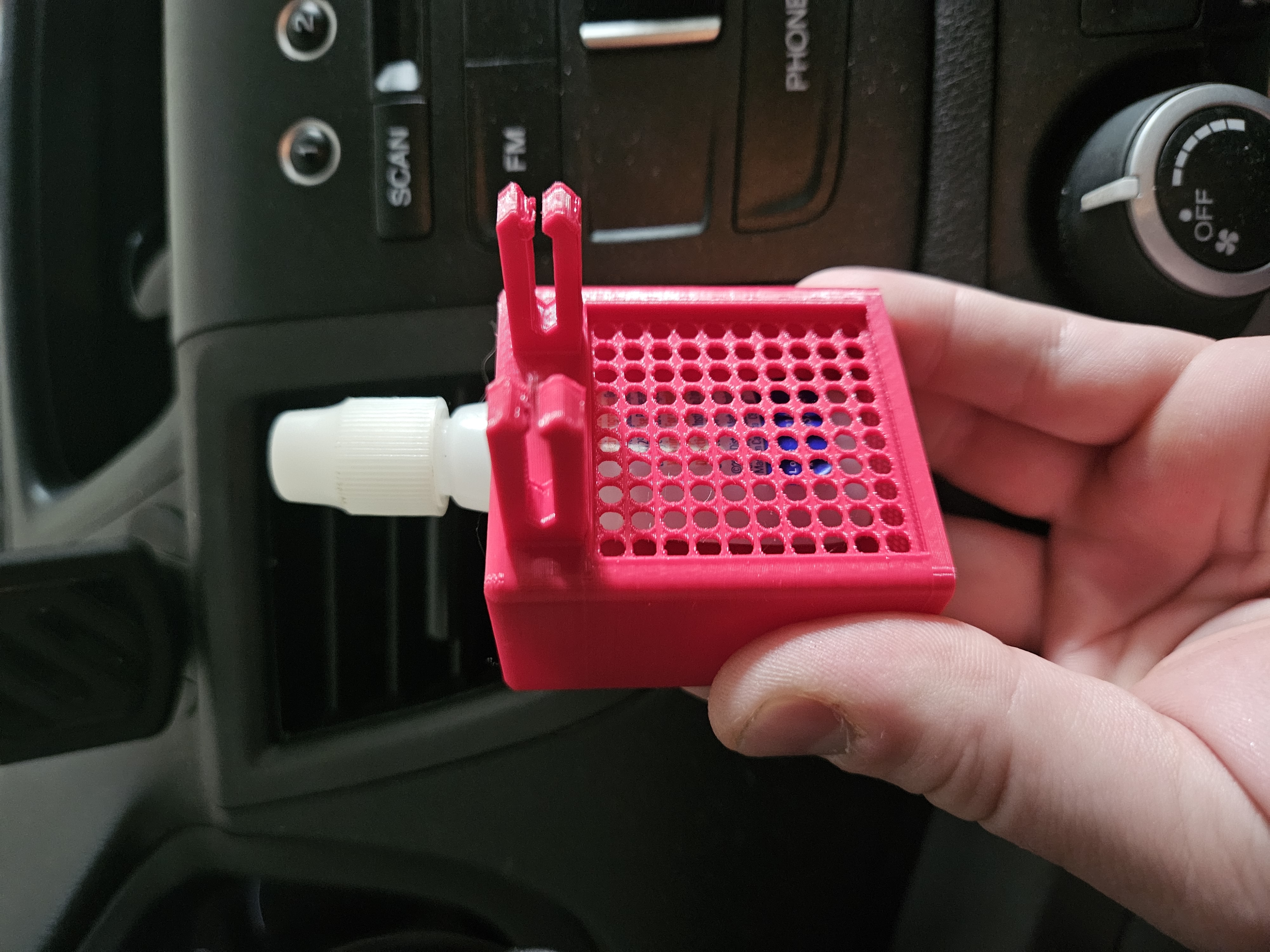 Car Vent Cooler Holder 3D model thumbnail