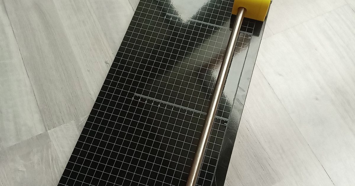 Paper cutter with roller blade por Pali Descargar modelo STL gratuito