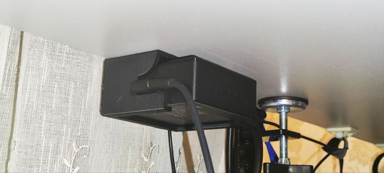 Asus laptop charger table mount