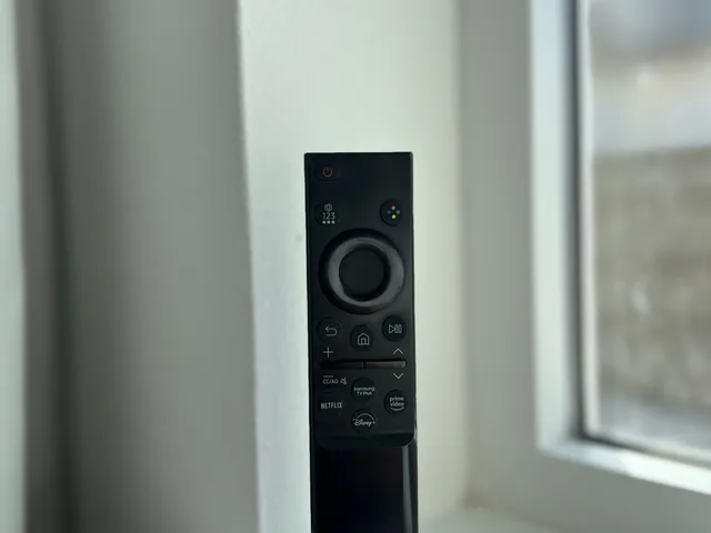 Single Samsung Remote Holder