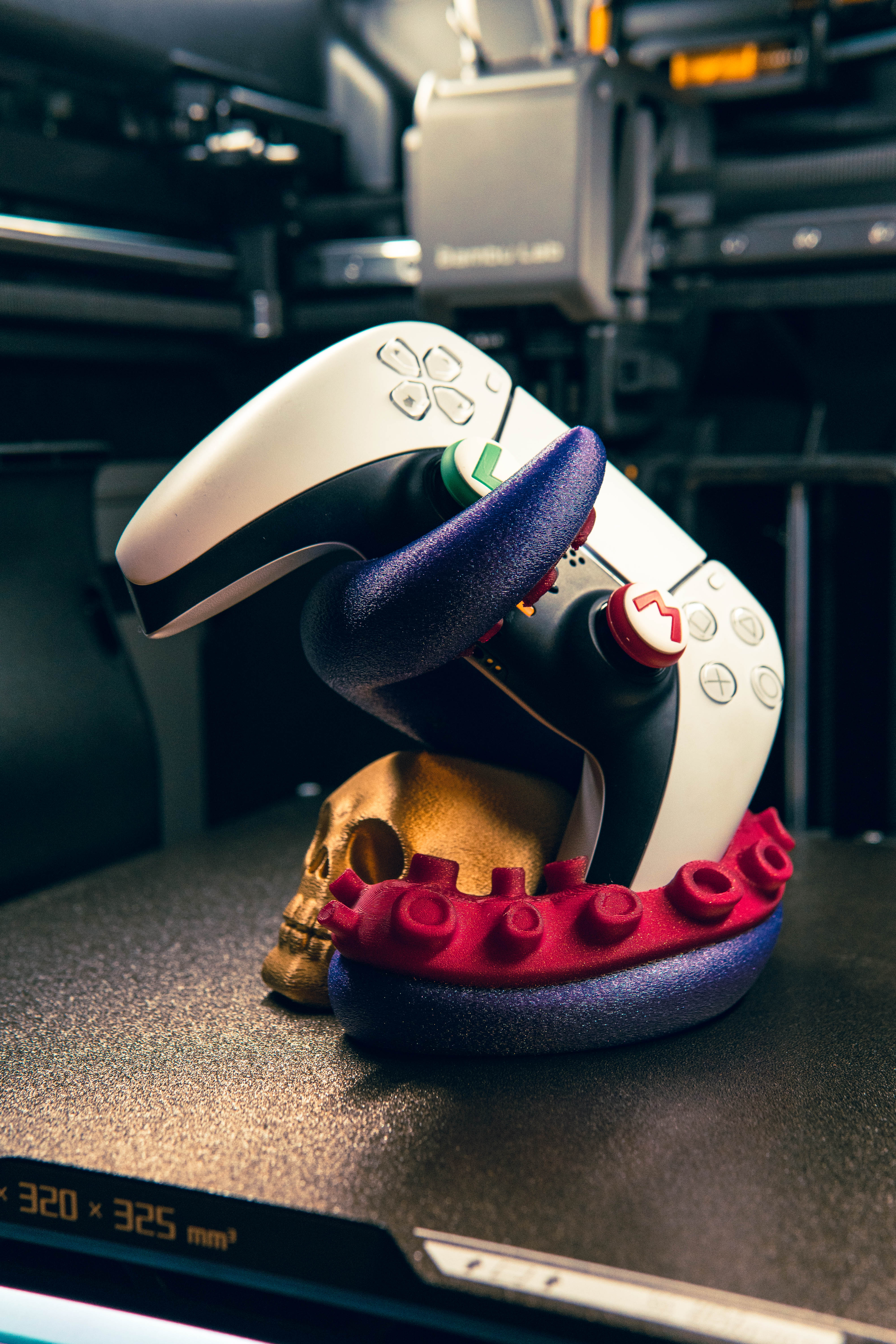 Miniatura 6 do modelo 3D Tentacle Skull Controller Stand