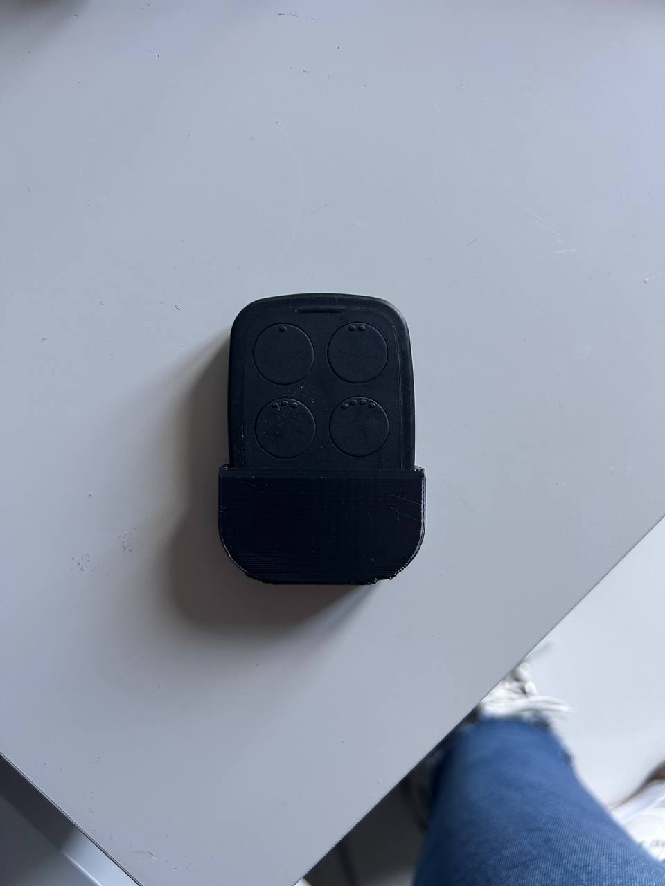 Miniatura 2 do modelo 3D PORTA TELECOMANDO