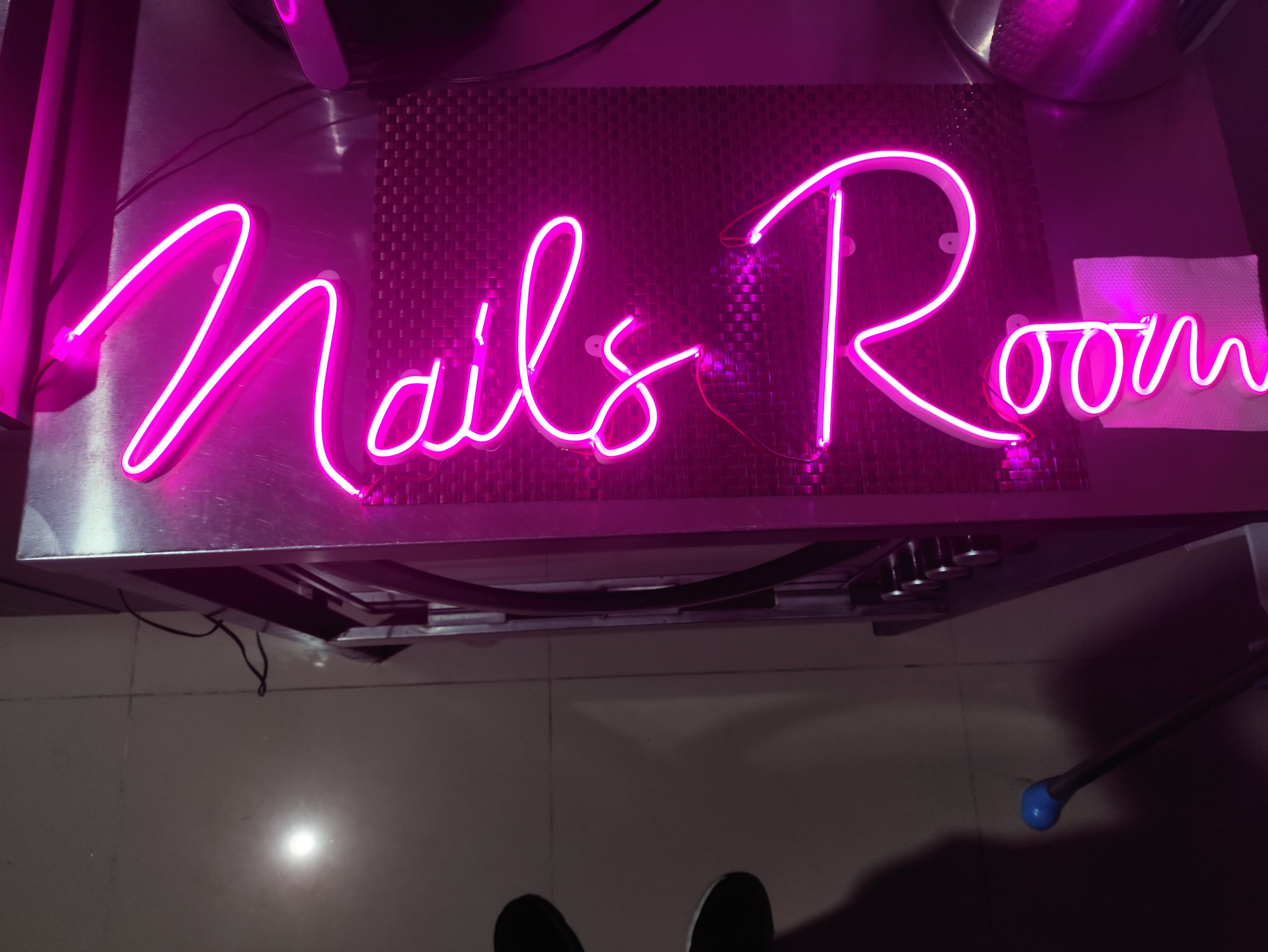 Neon Sign Nails Room