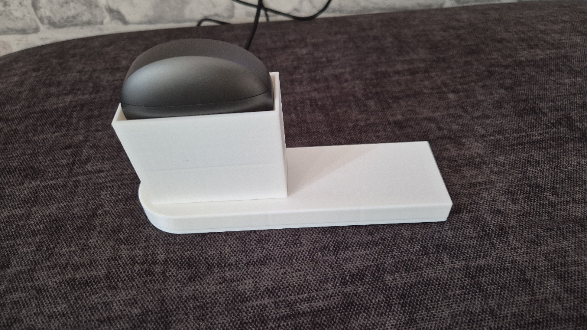 Oneplus Watch 3 with Oneplus Buds 4 charging stand 3D model thumbnail