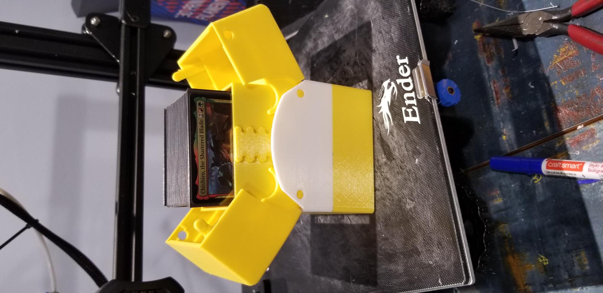 100+ card EDH mechanical dexck box for standard Playing cards with sleves