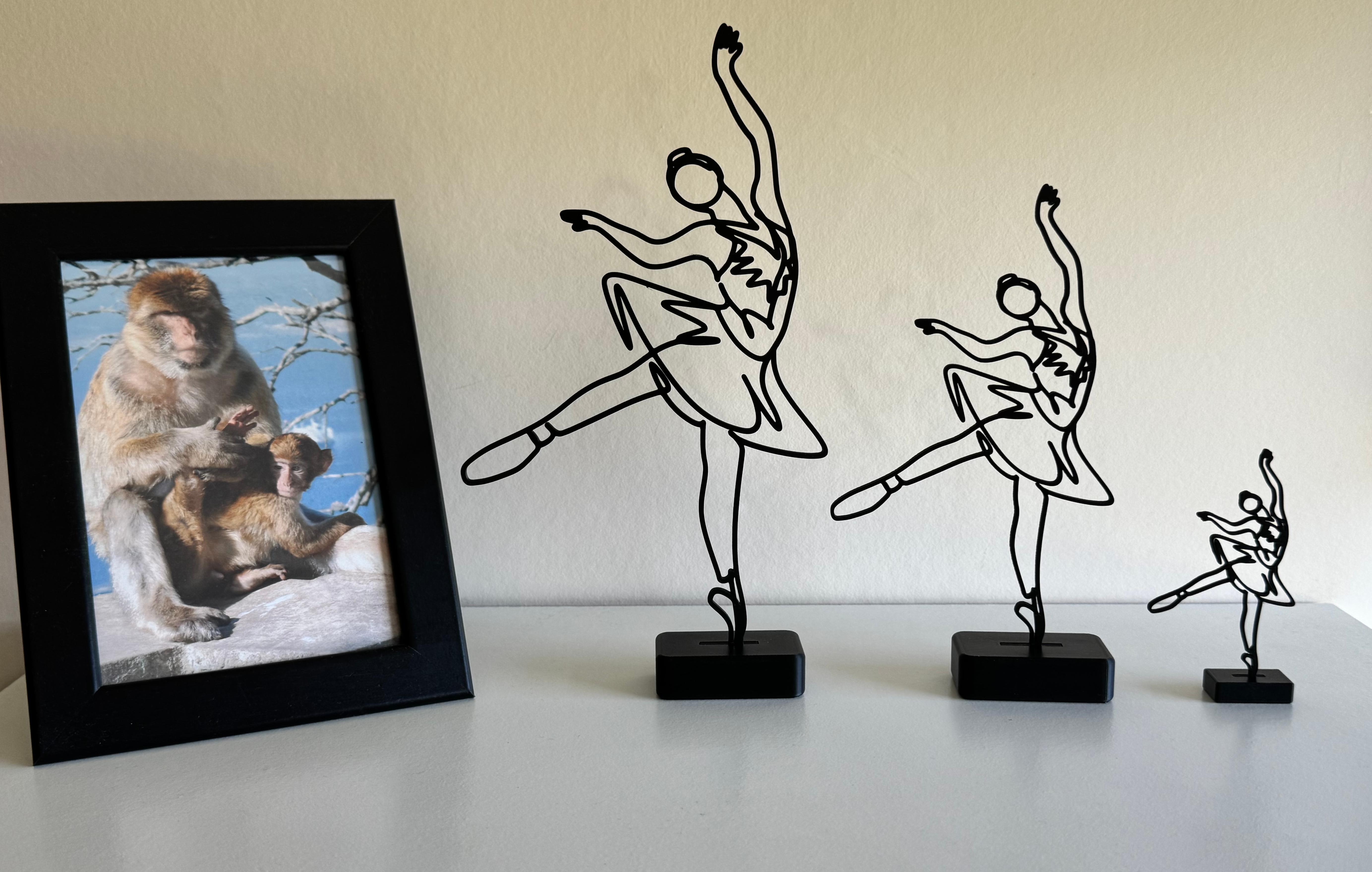 Ballet Dancer Line Art Sculpture