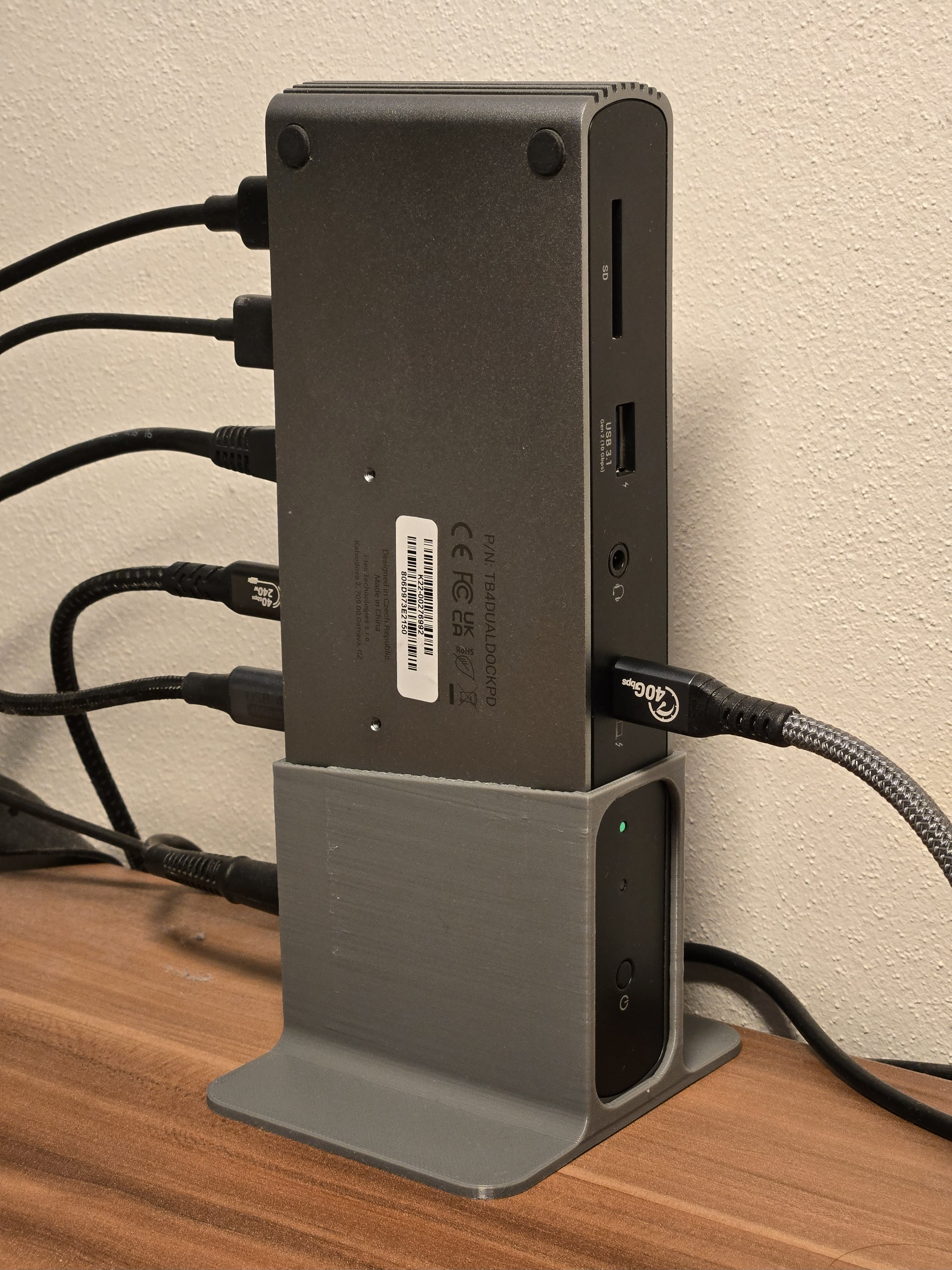 Thunderbolt Dock Stand — thumbnail 8