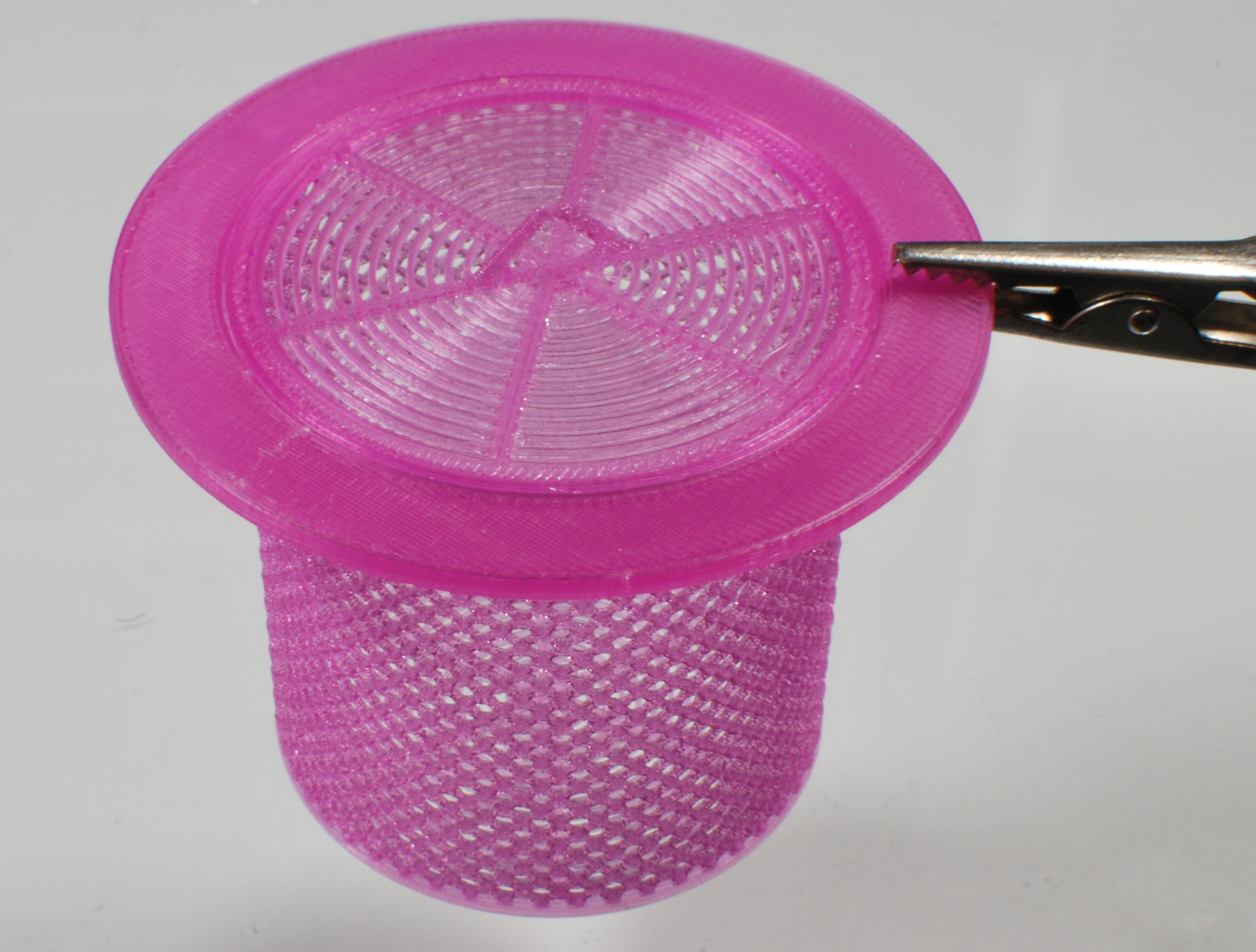 Bucket desiccant holder