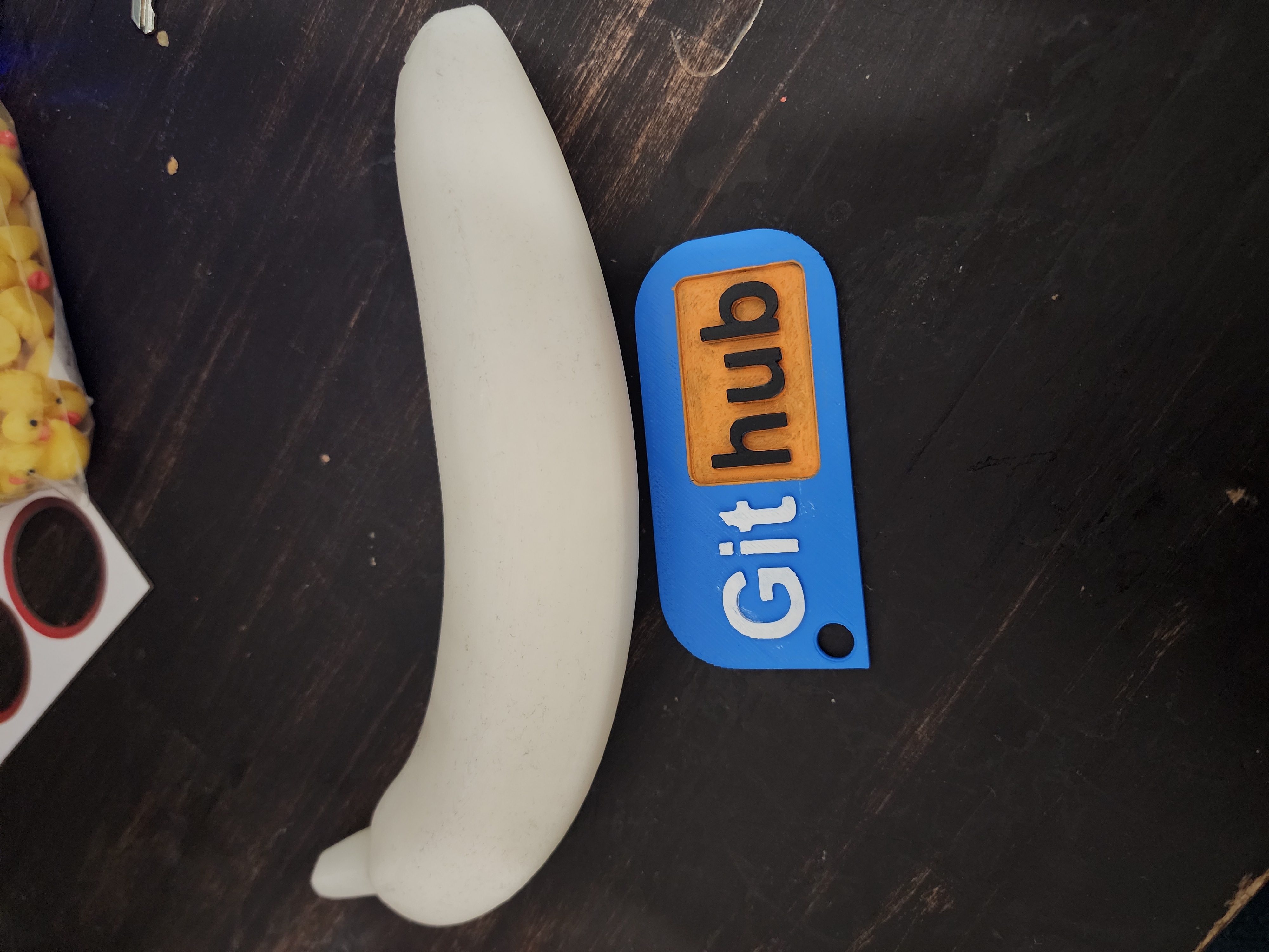 The HUB “Average” Keychain - GitHub – 25mm NFC Tag — thumbnail 2