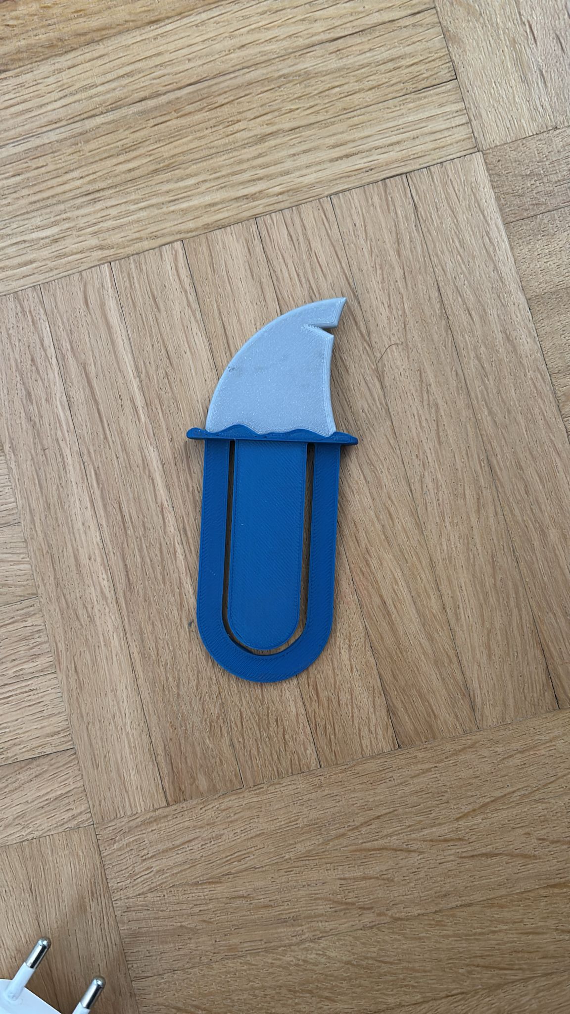 Bookmark Shark Fin