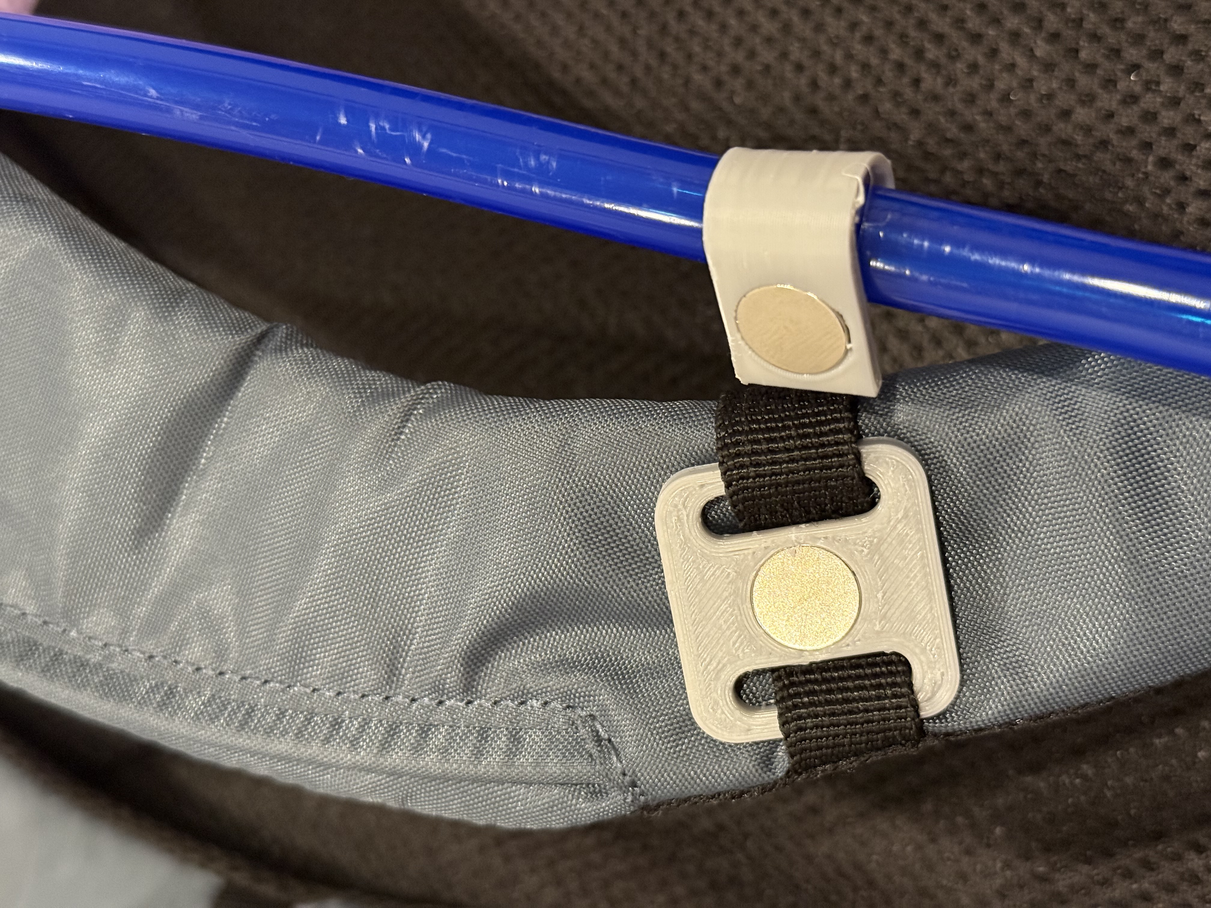 Camelbak Water Bladder Tube Magnetic Clip - 12x2mm Magnet