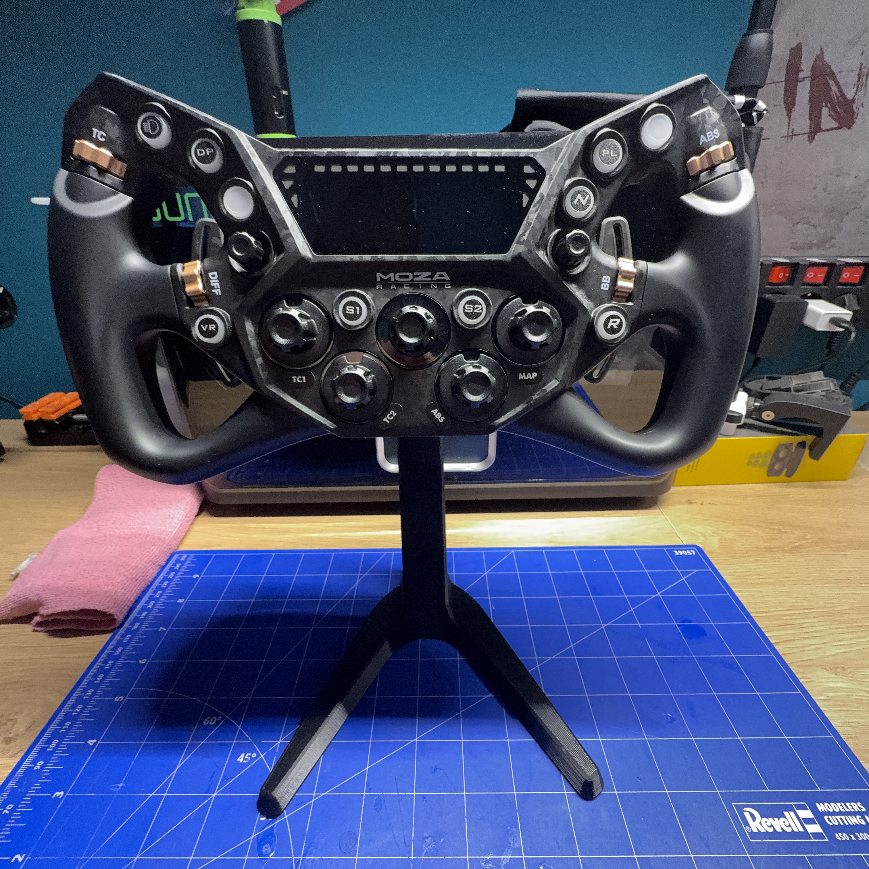 Wheel presentation, stand and hangers 3D model