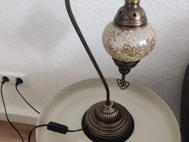 Base stand for oriental lamp