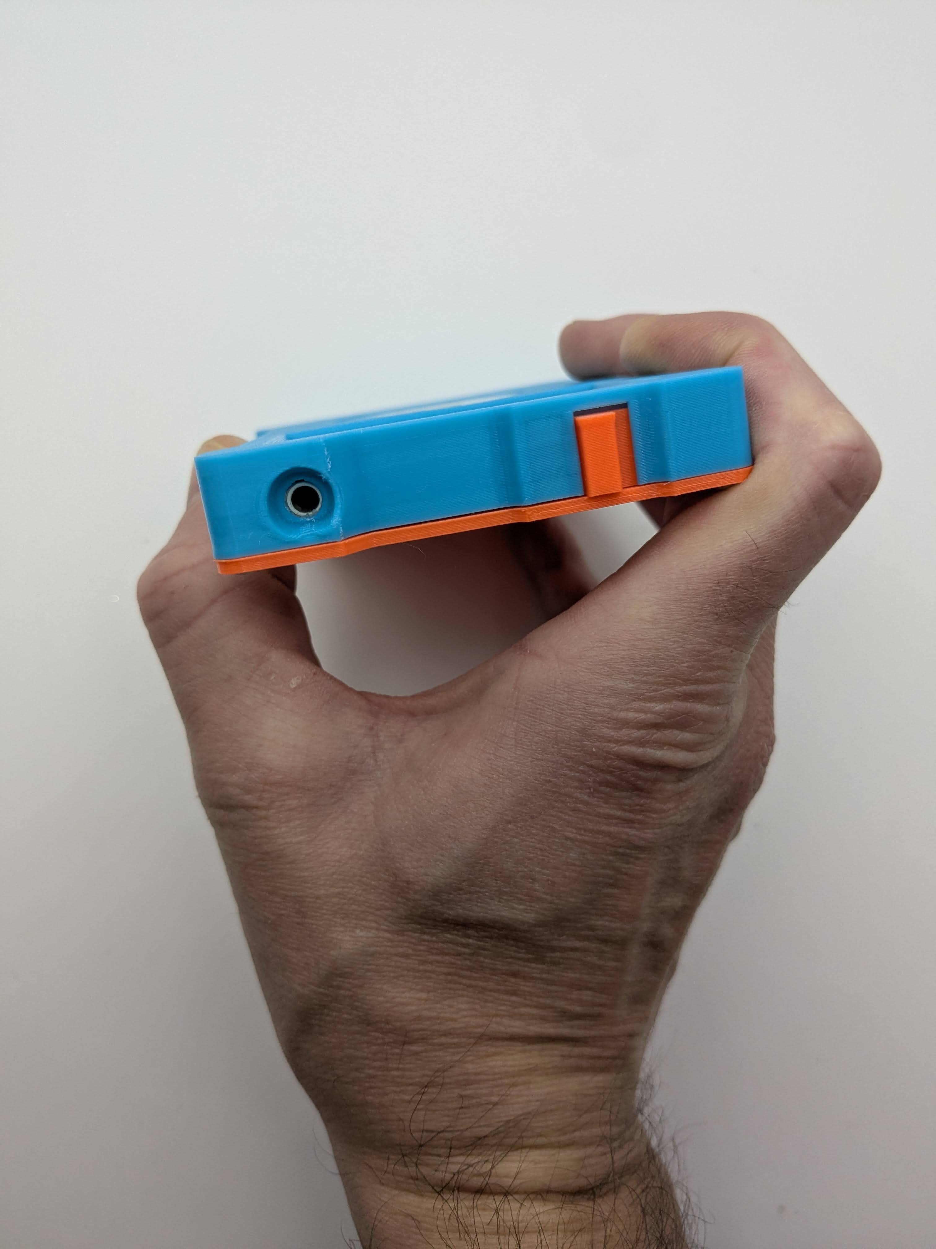 Miniatura 2 do modelo 3D iPod 5th gen replacement shell