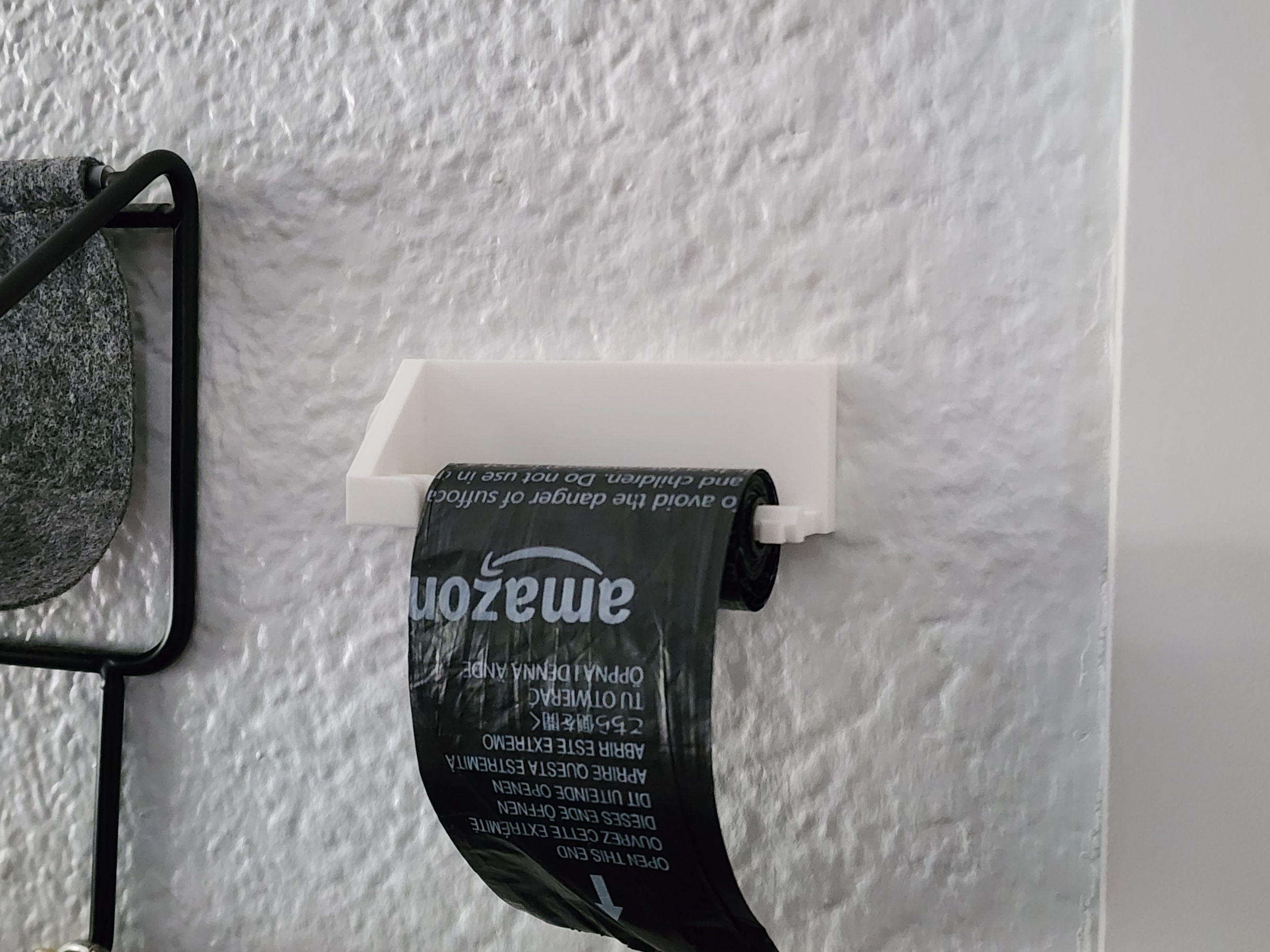 Doggy Bag Wall Mount – Print-in-Place, No Supports Needed