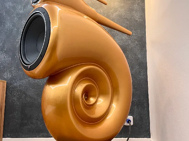 Nautilus speaker