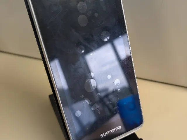 Suprema Biostation 3 Desk Mount
