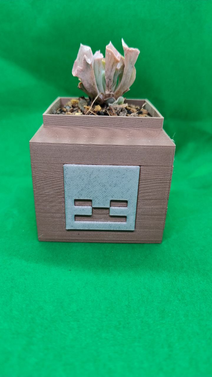 Minecraft decorated pot planter